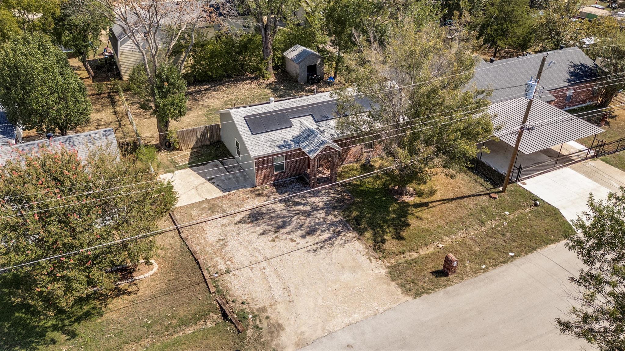 main property photo 26