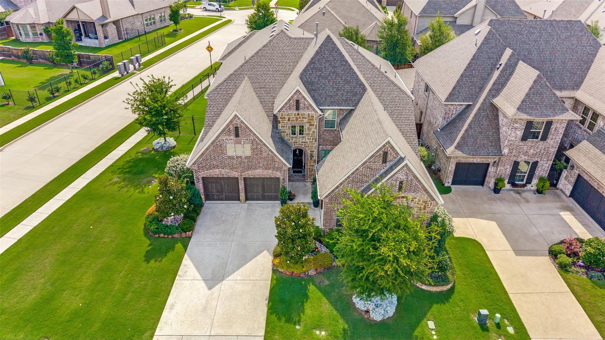 main property photo 27