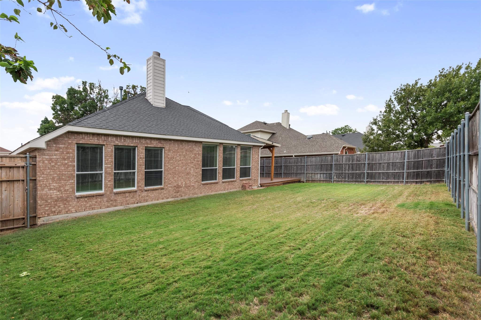 main property photo 34