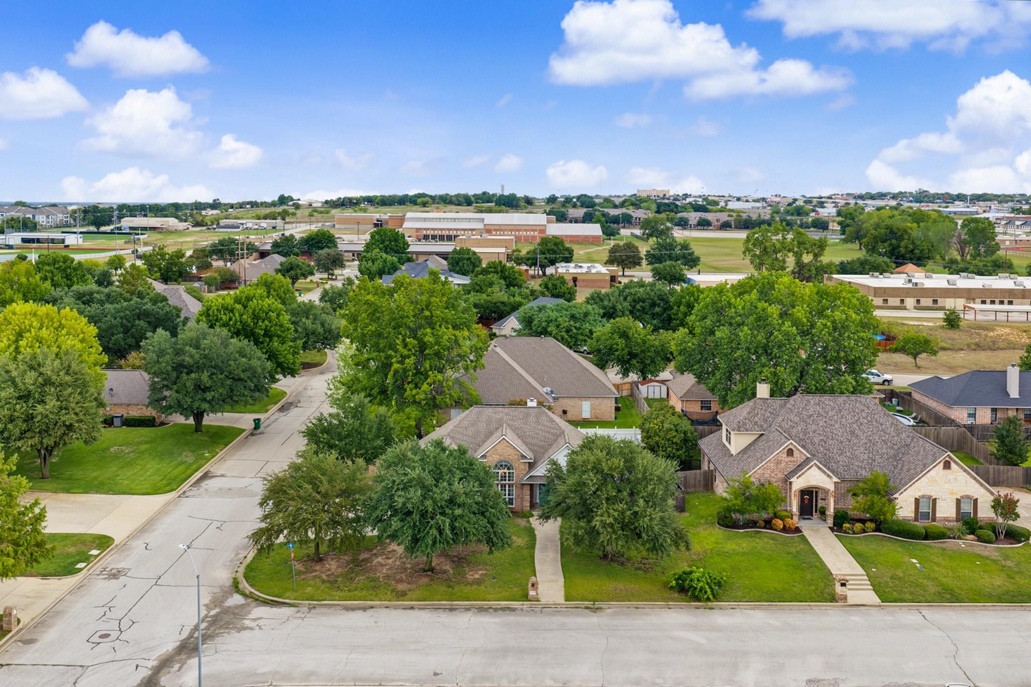 main property photo 34