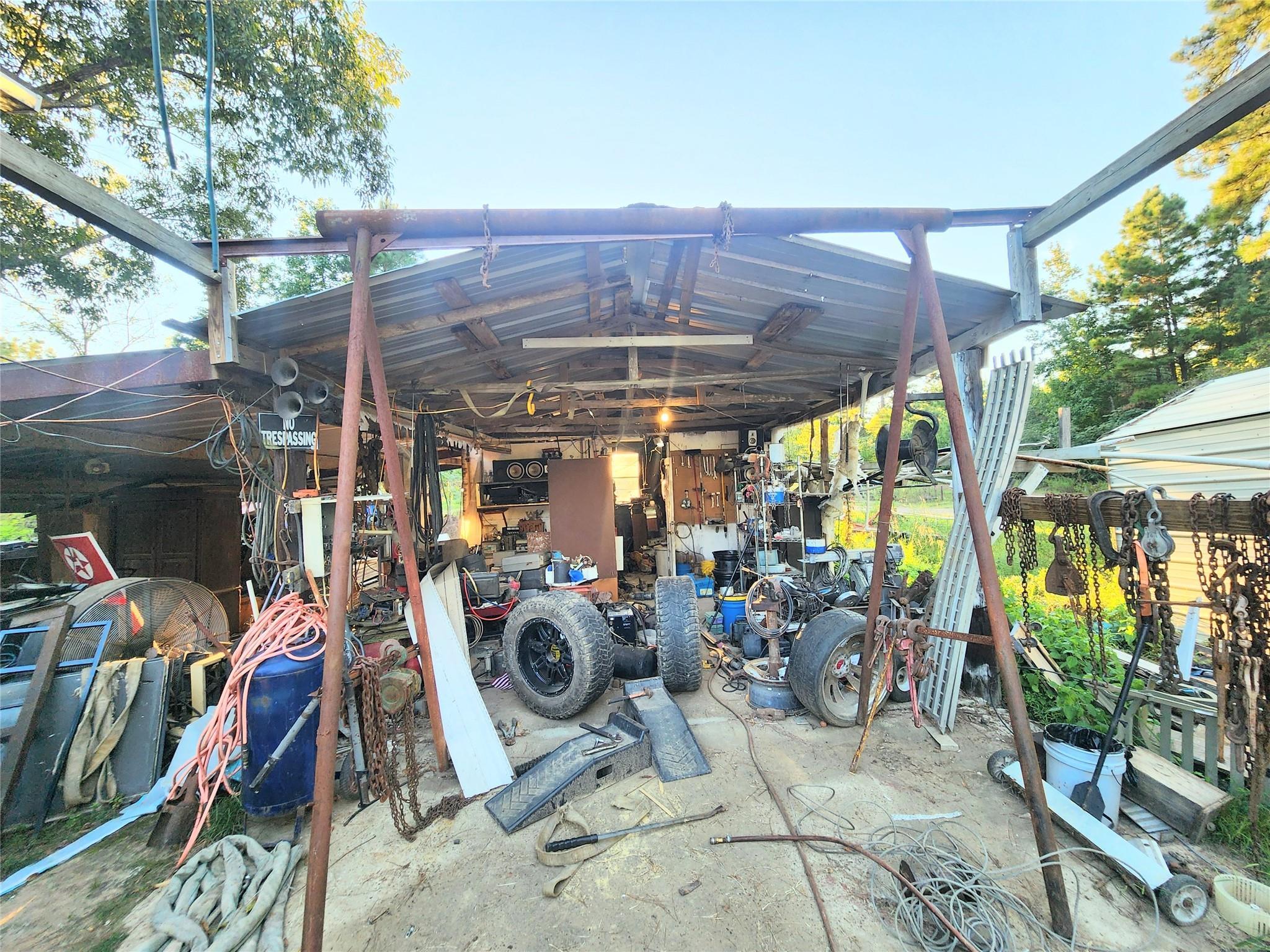 main property photo 15