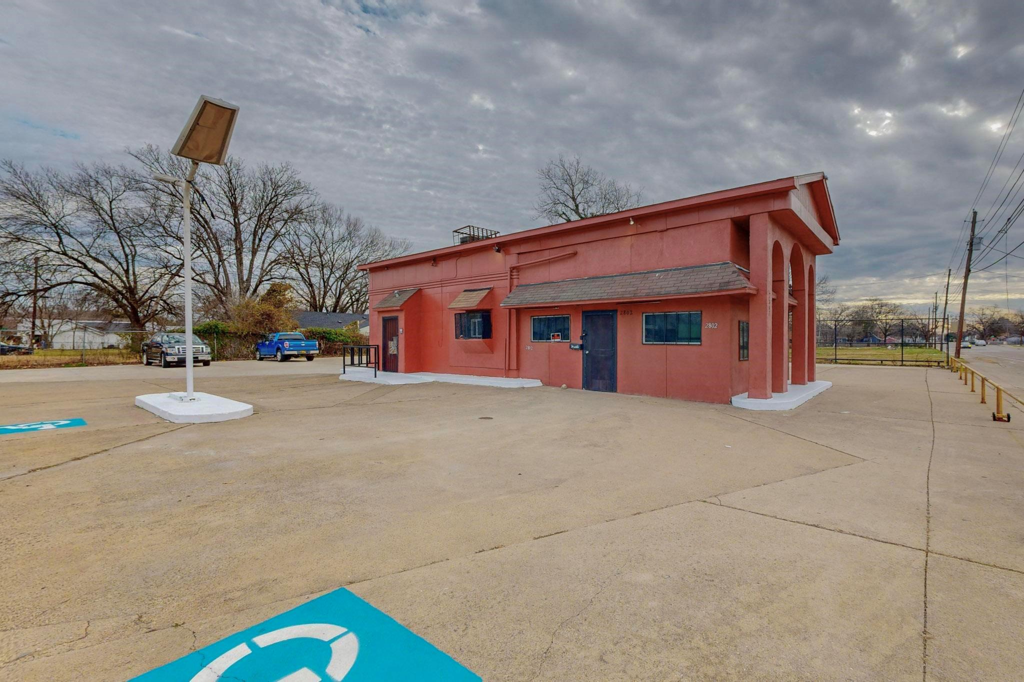 main property photo 4