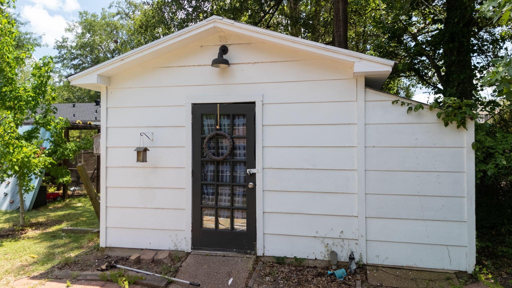 main property photo 36