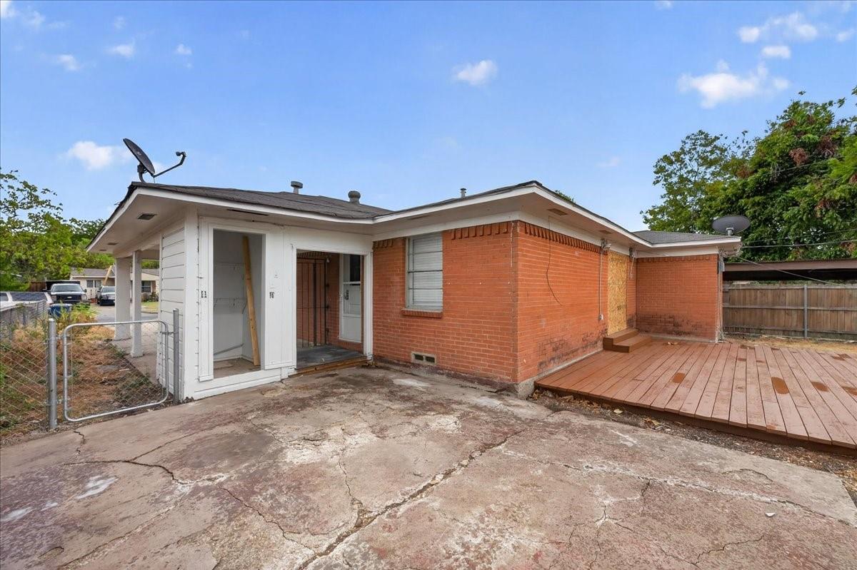 main property photo 21