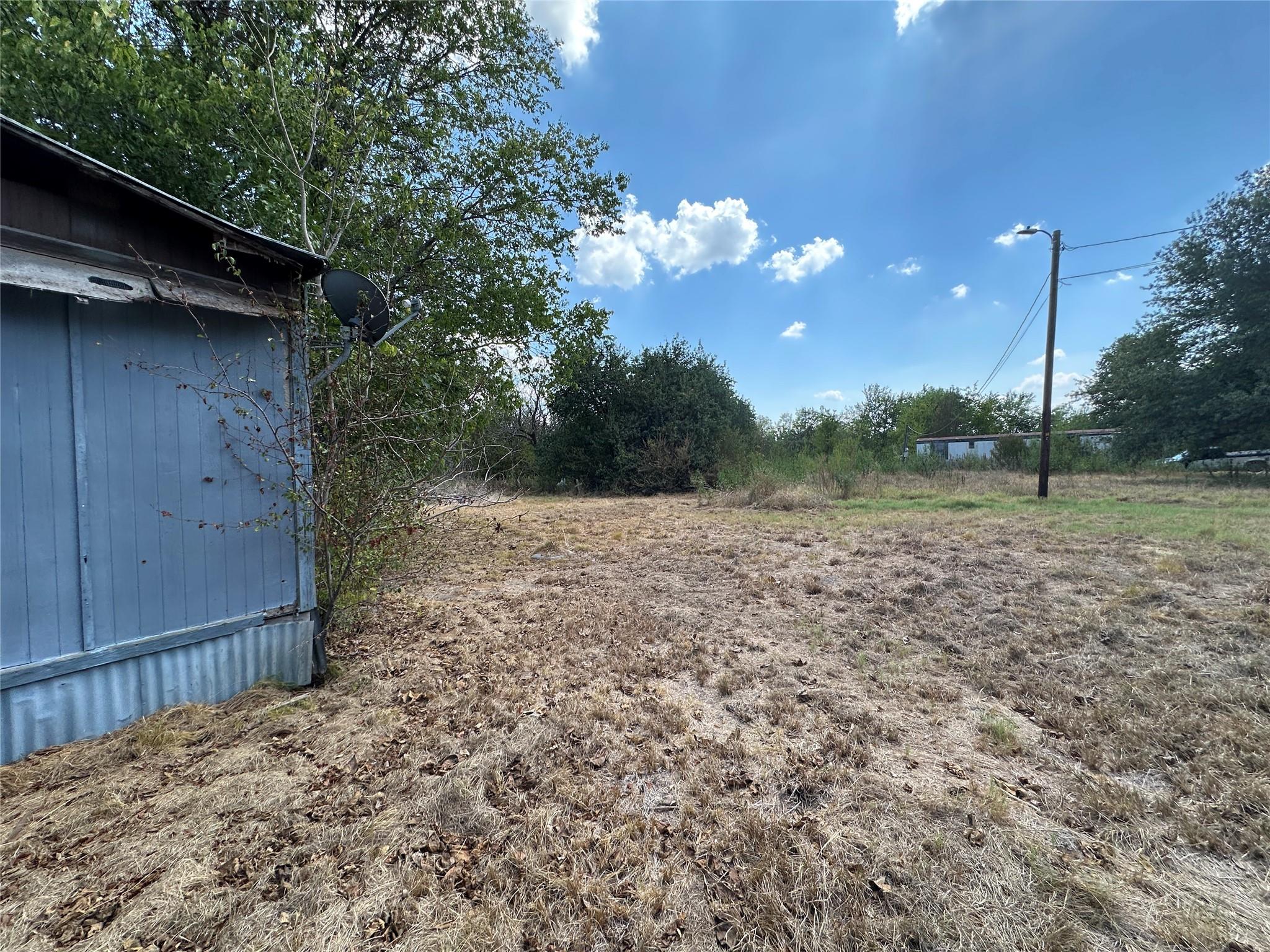 main property photo 6