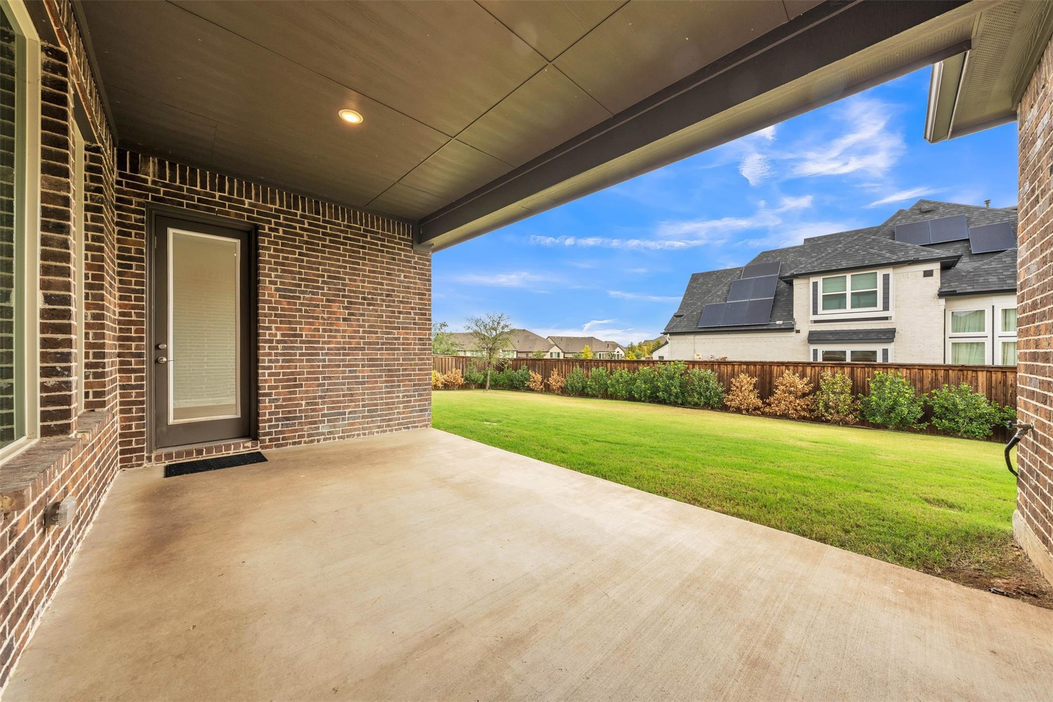 main property photo 34
