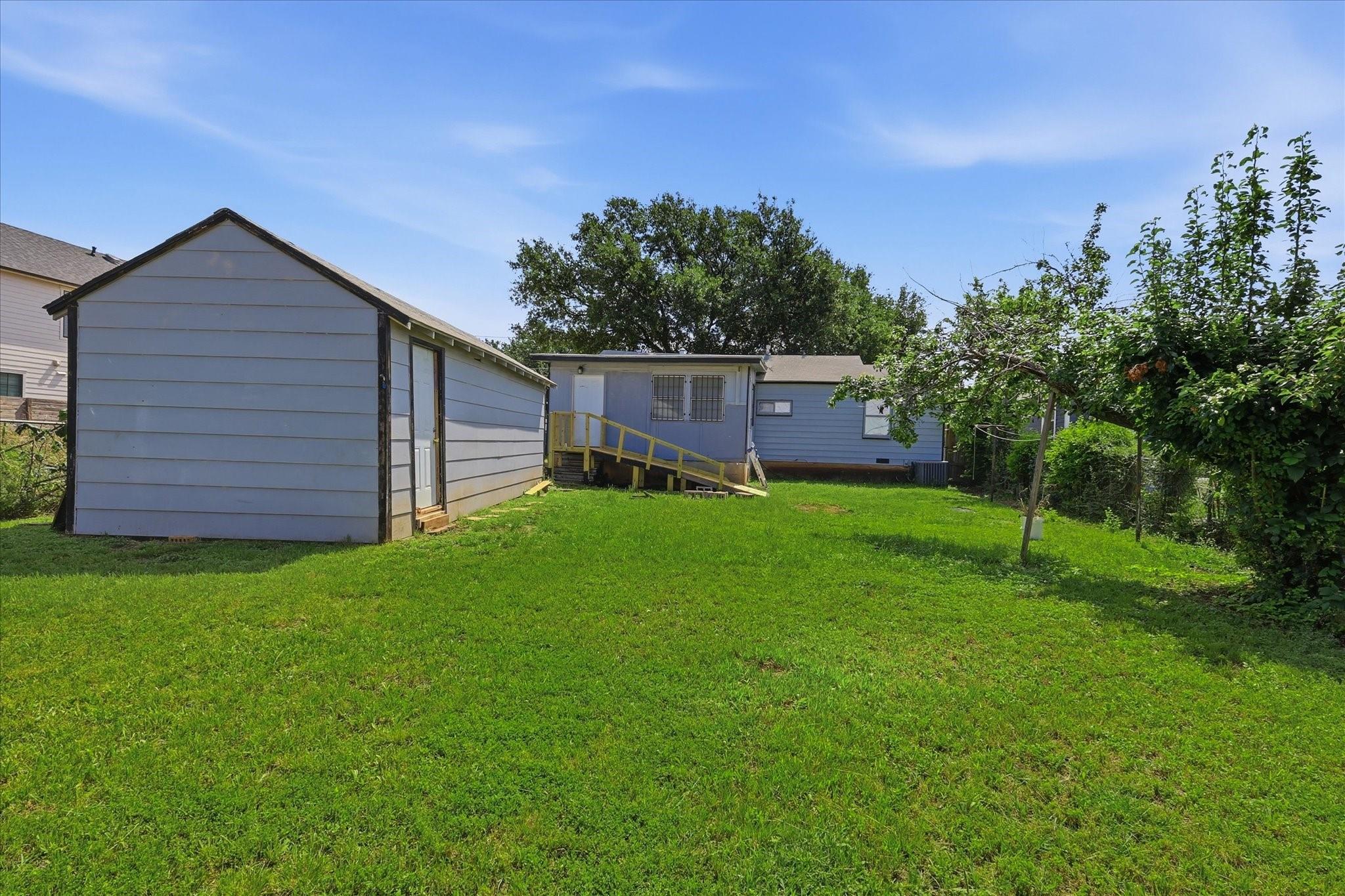 main property photo 22