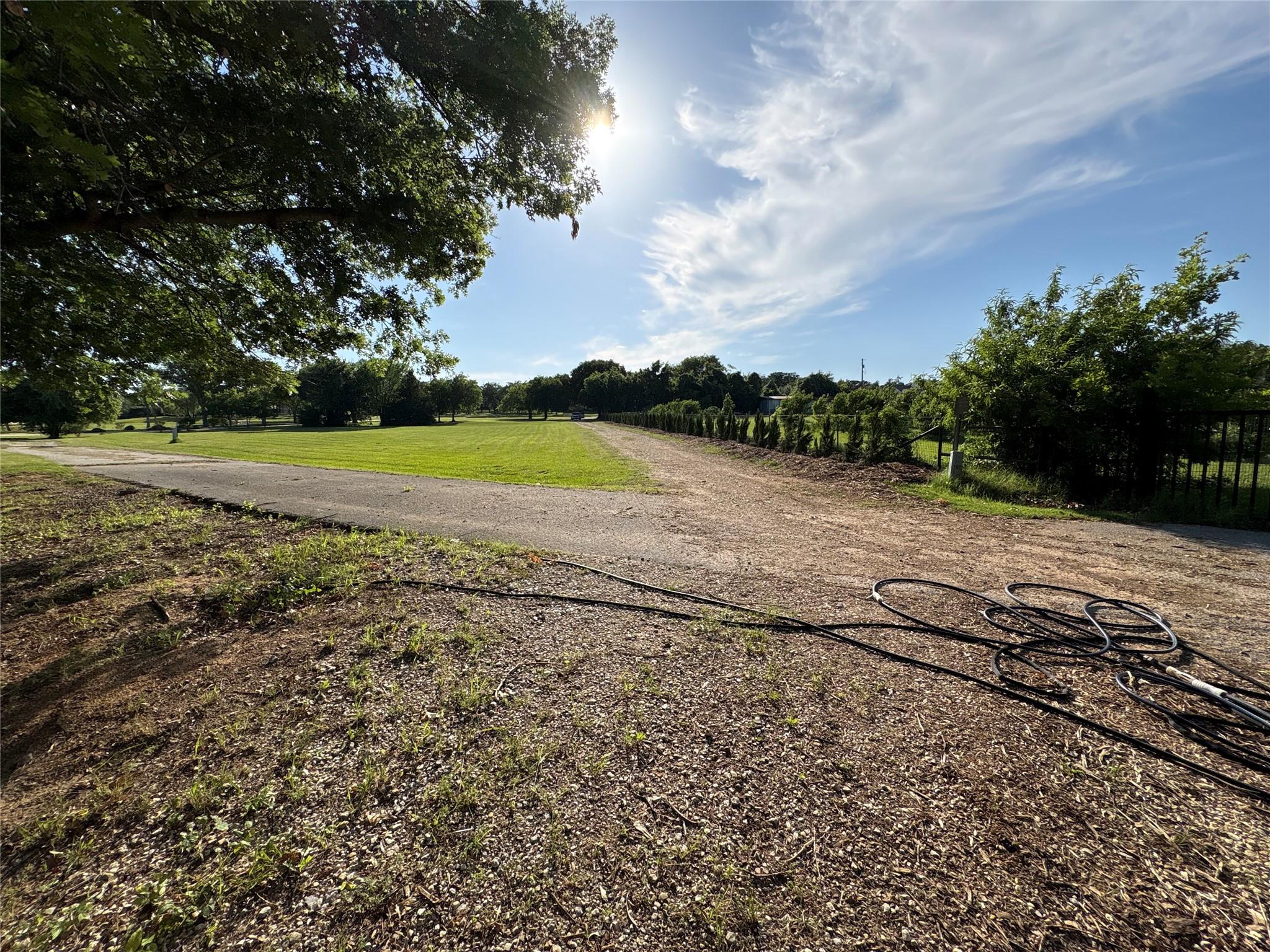main property photo 7