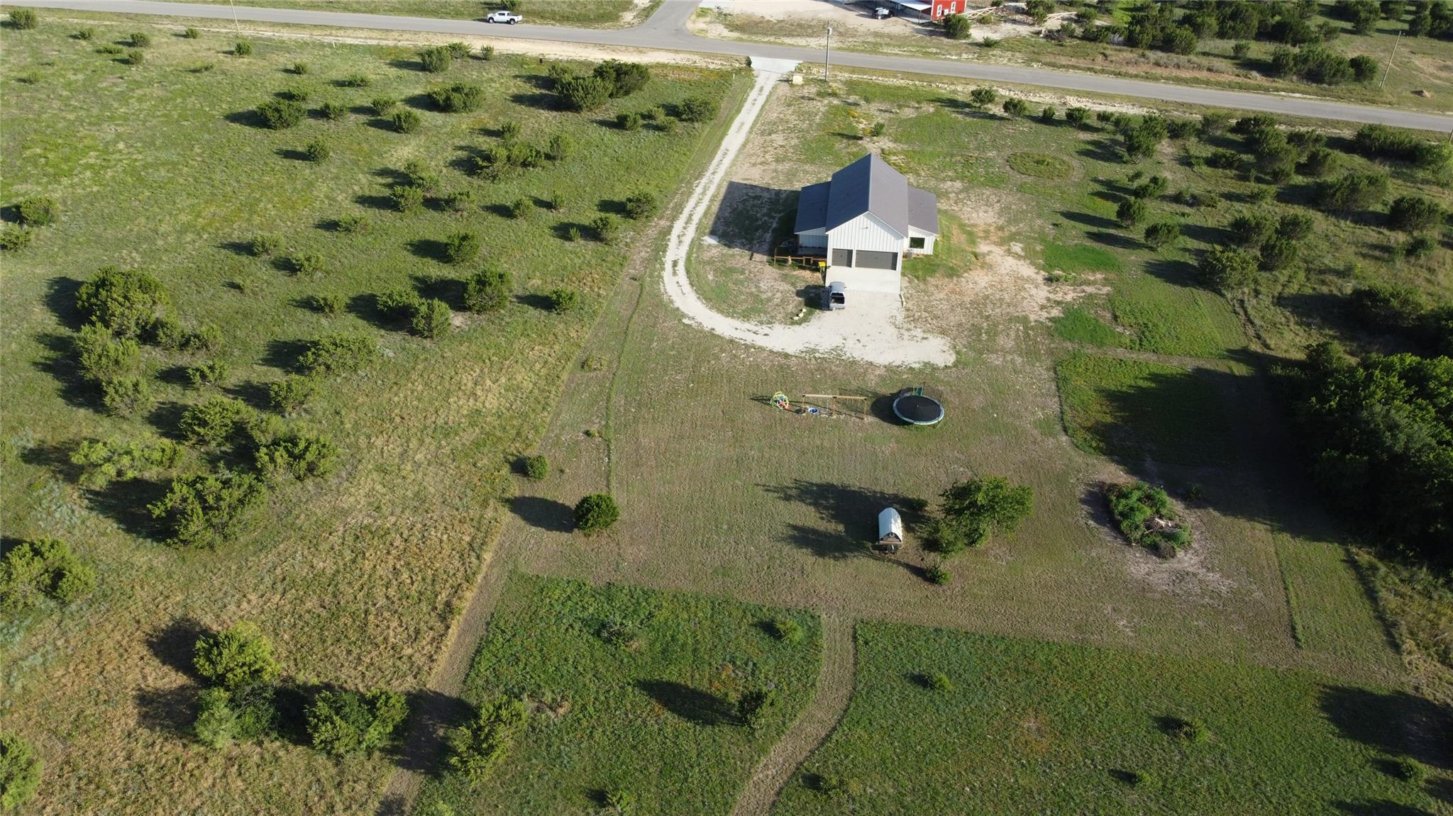main property photo 27