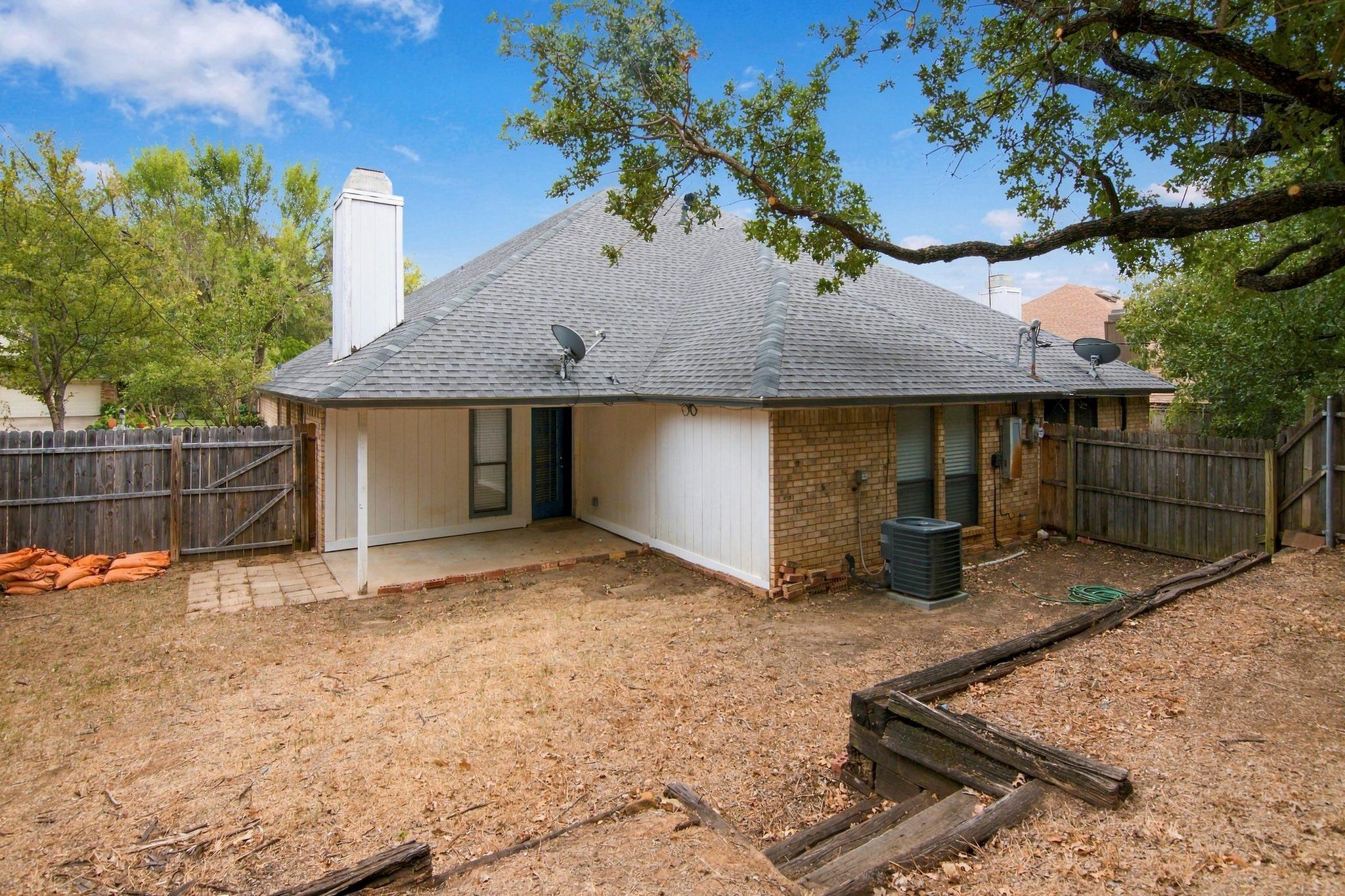 main property photo 29