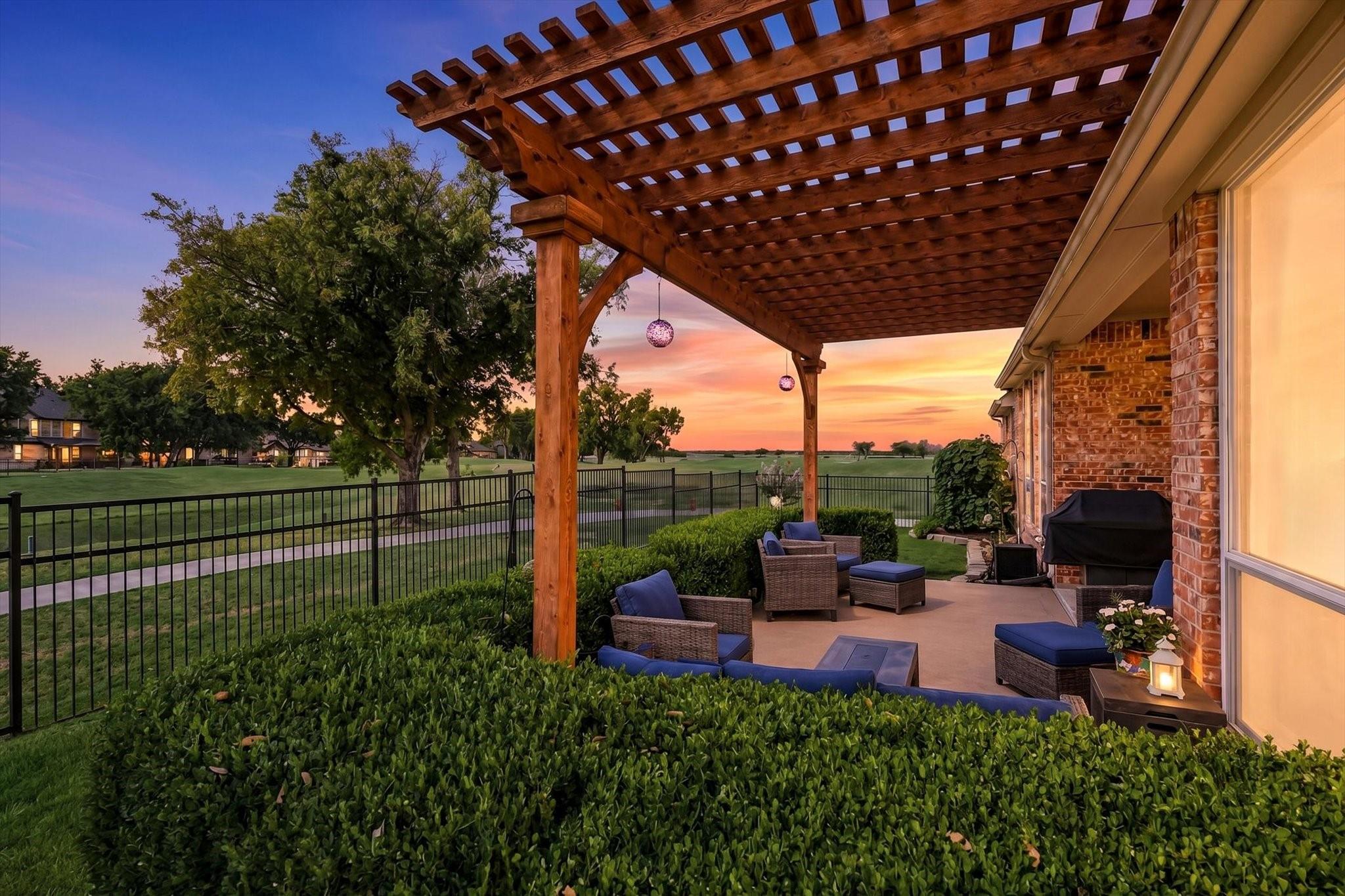 main property photo 28