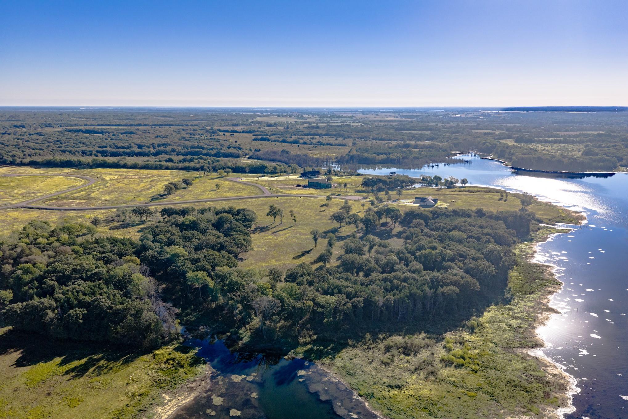 main property photo 13