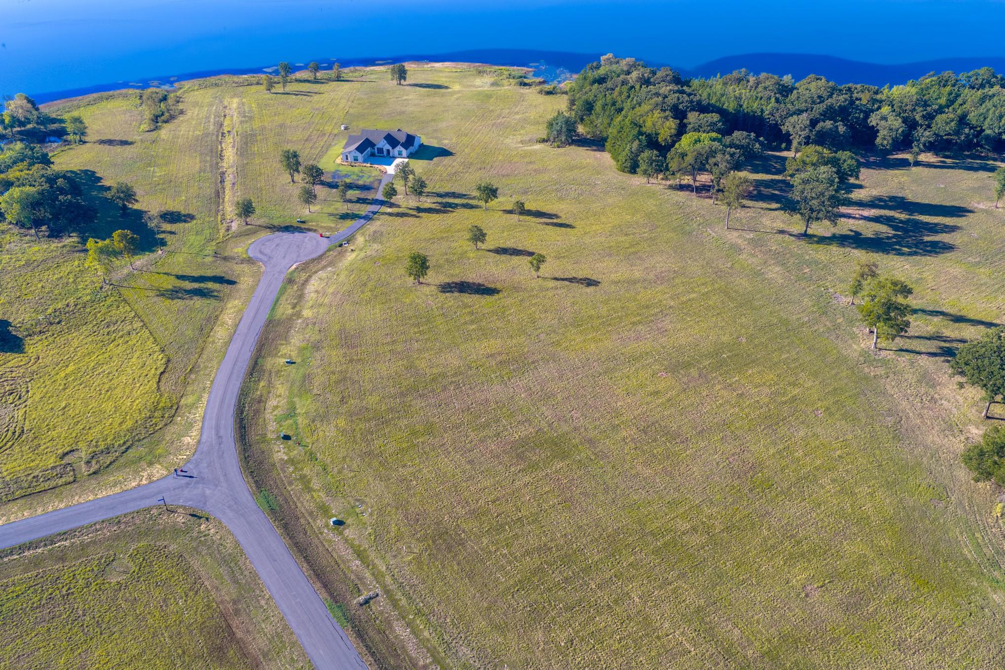 main property photo 22