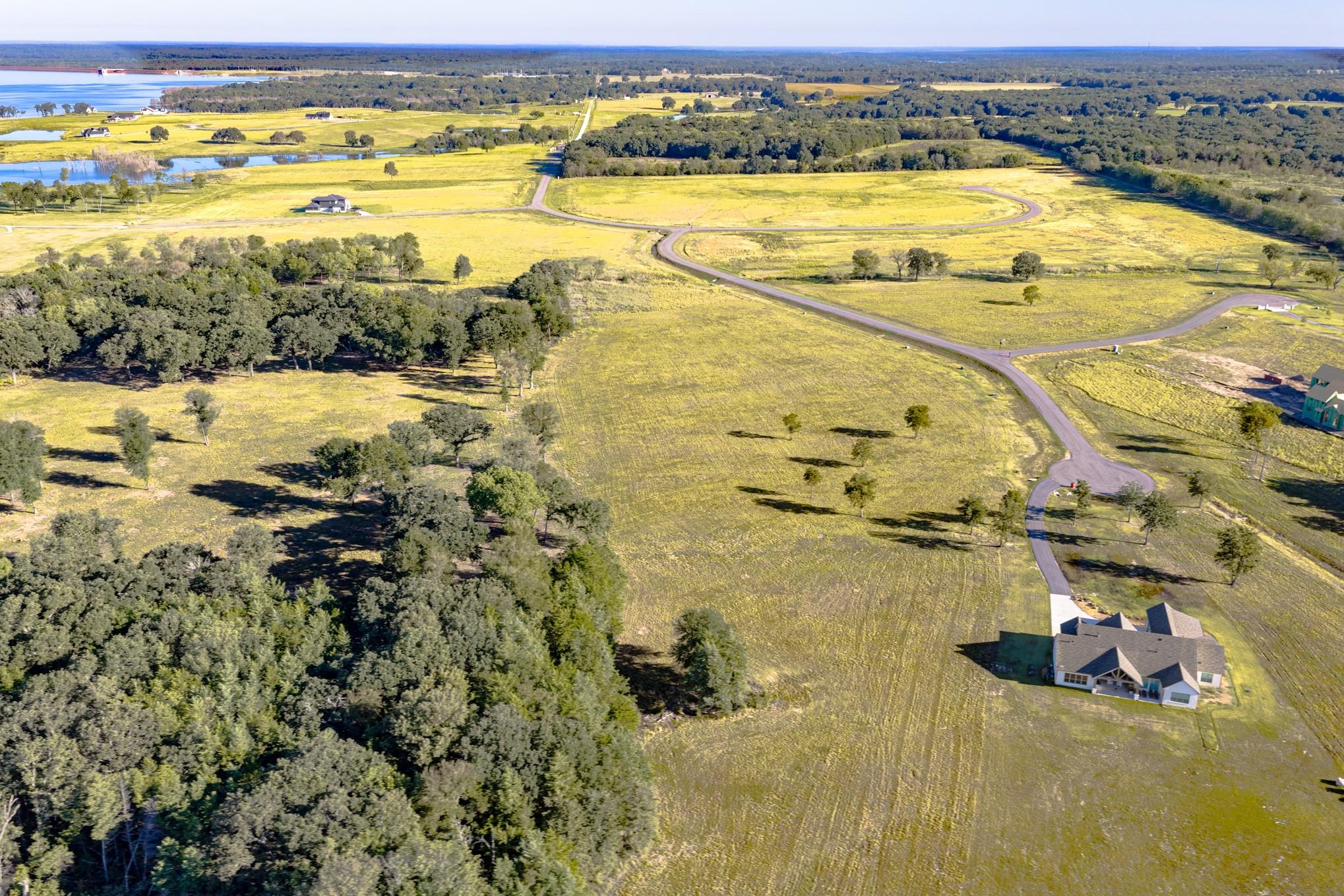 main property photo 26