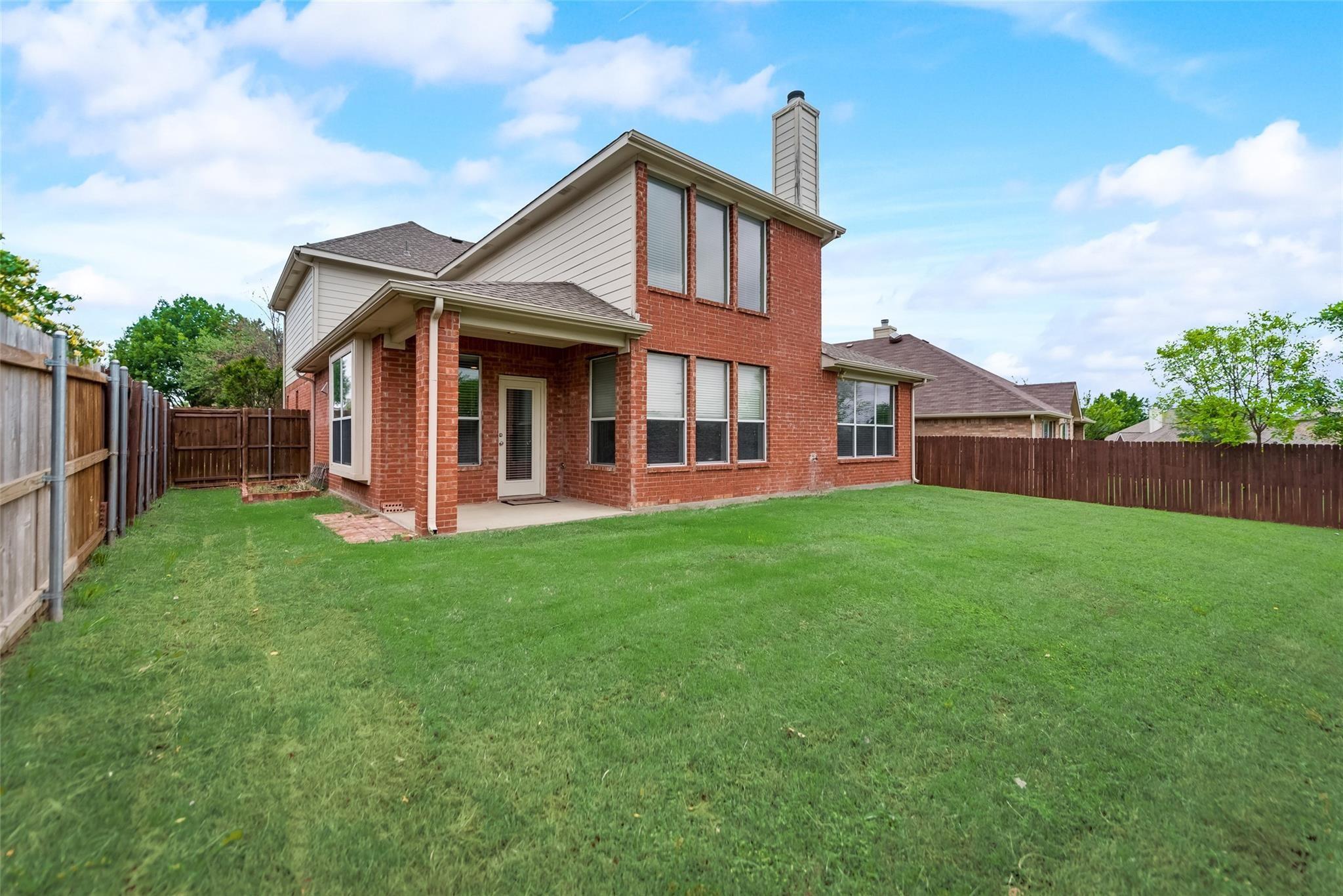 main property photo 23