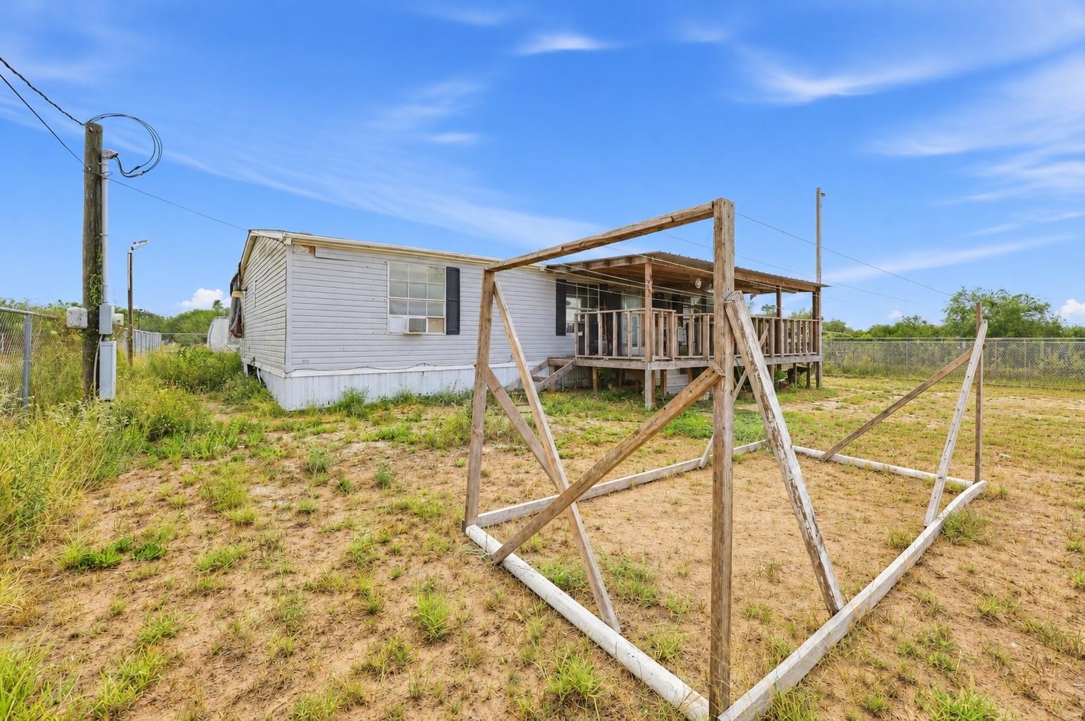 main property photo 35