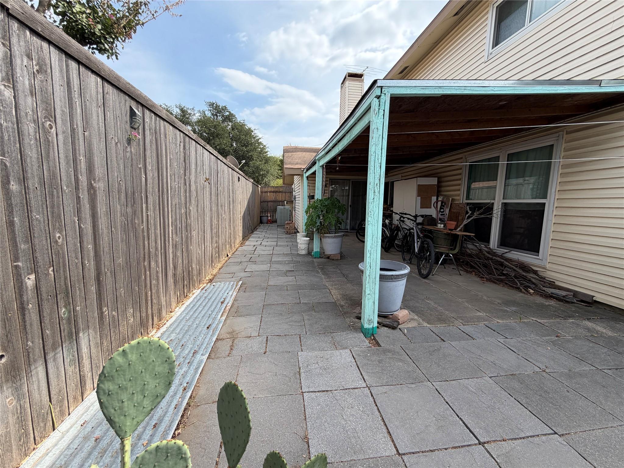 main property photo 12