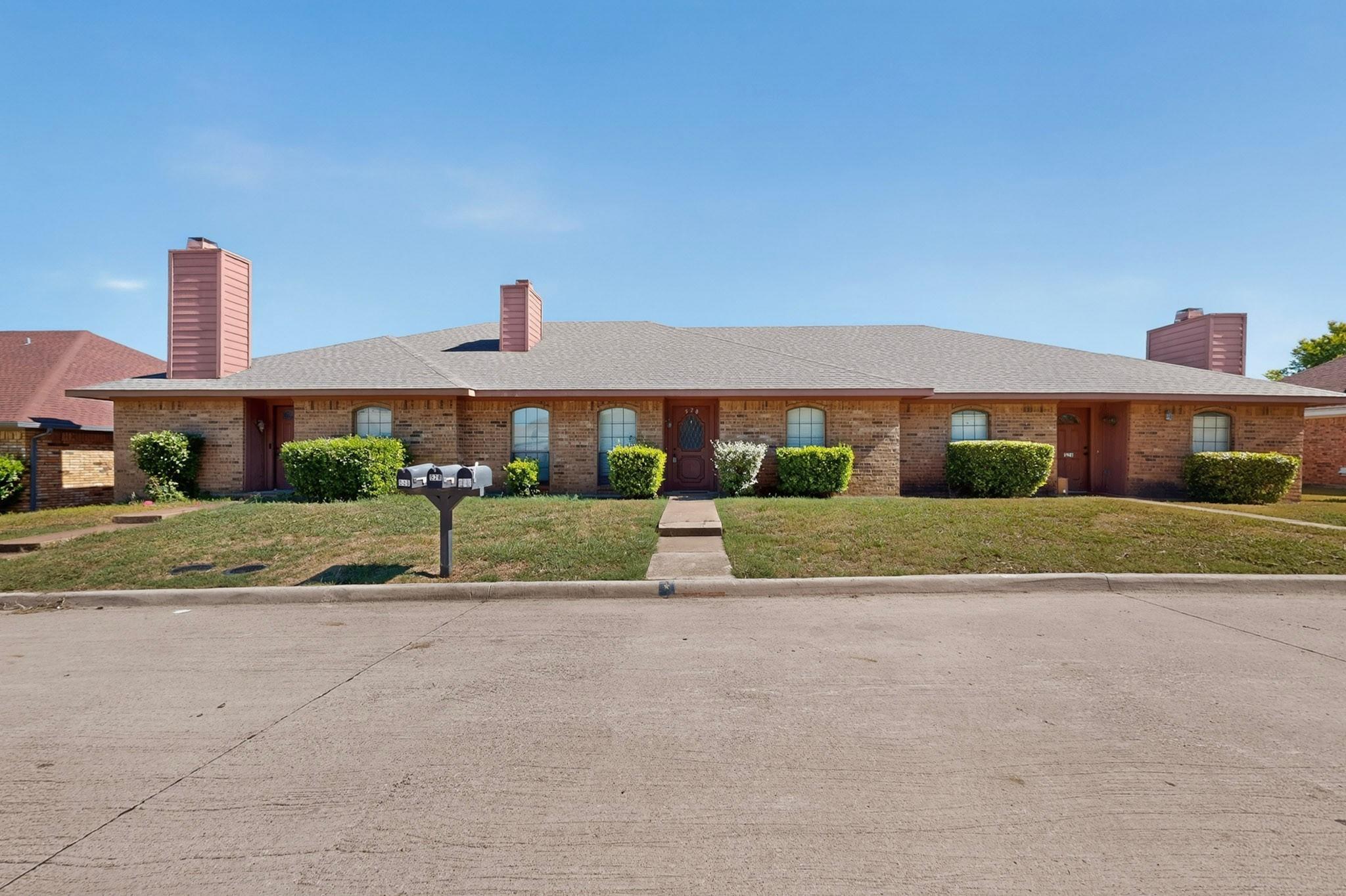 main property photo 2