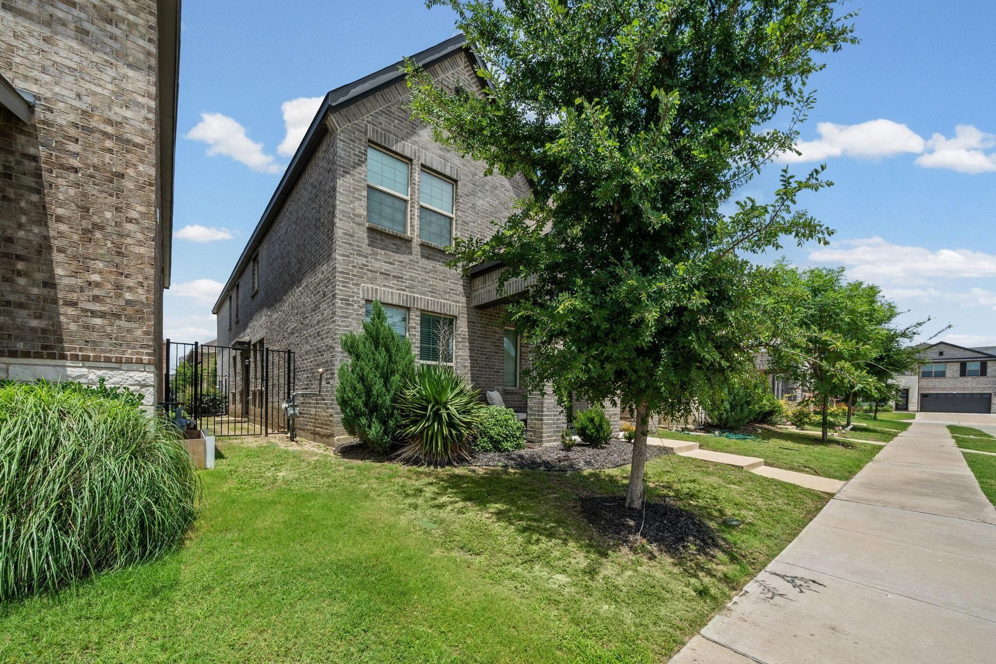 main property photo 29