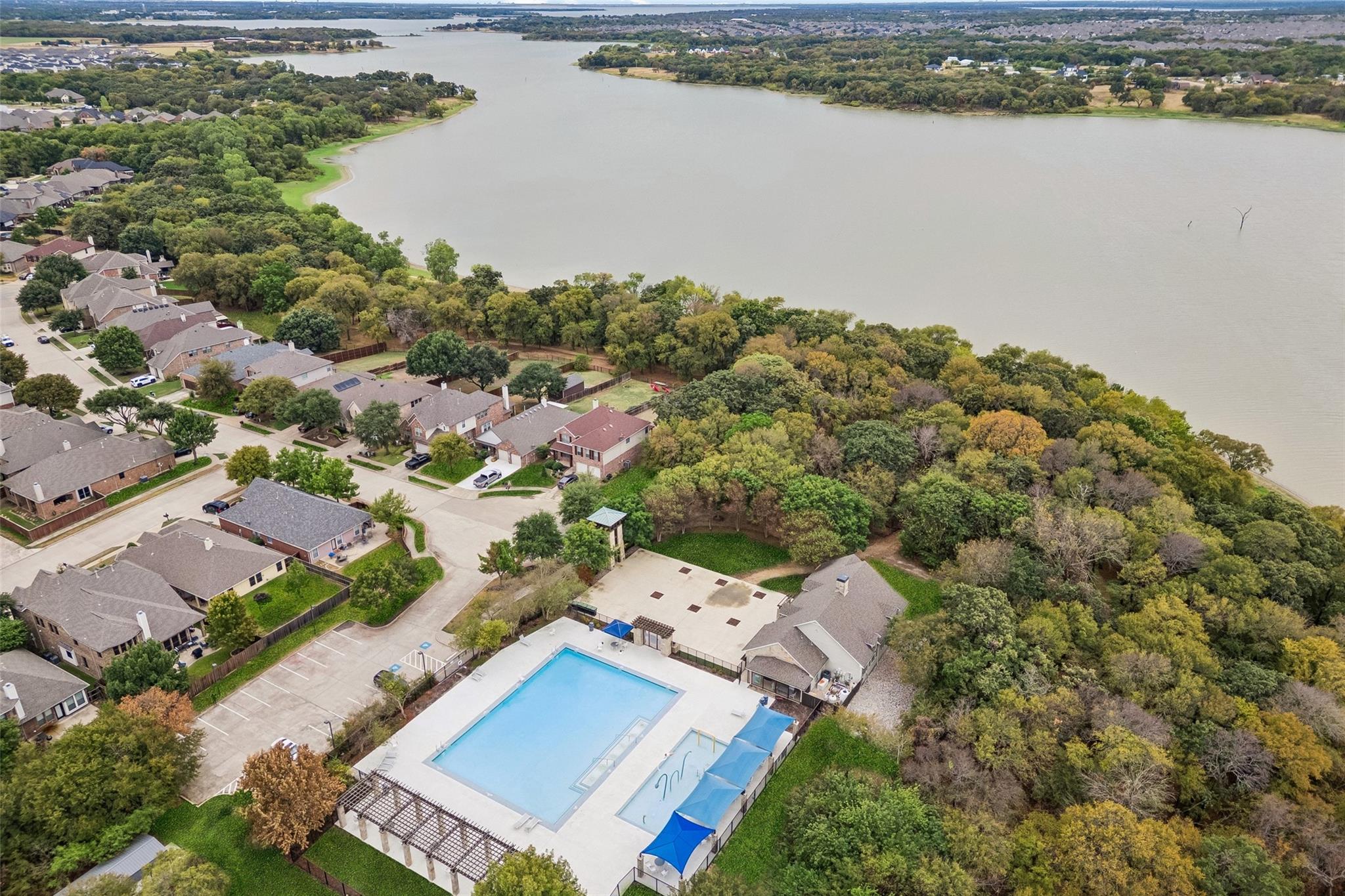 main property photo 31