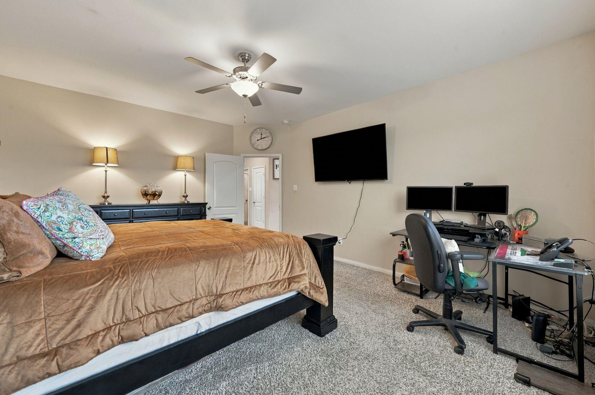 main property photo 25