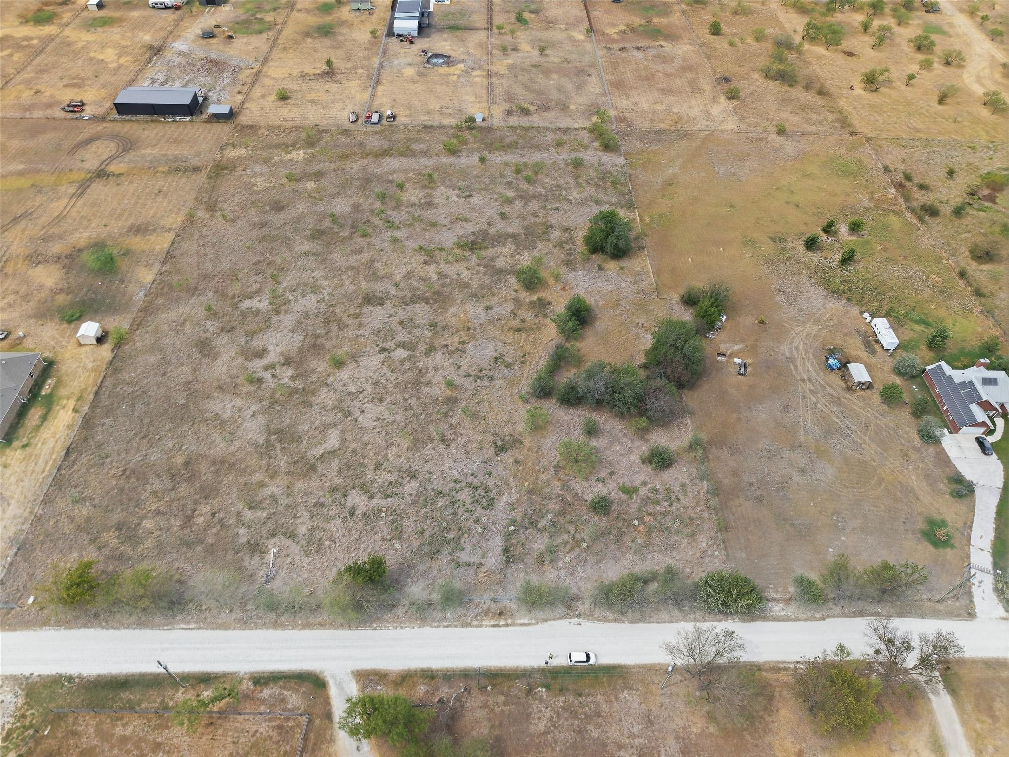 main property photo 13