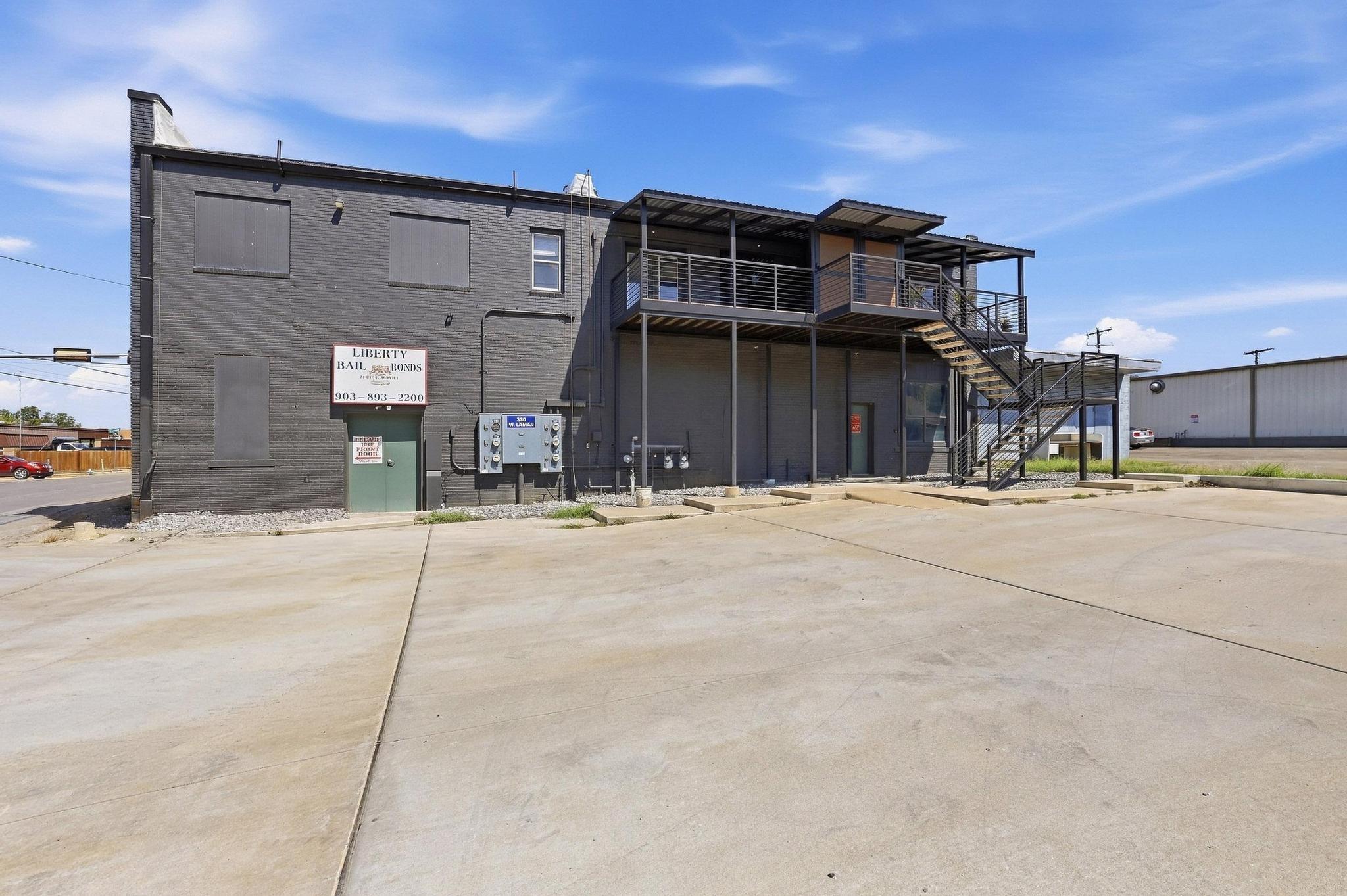 main property photo 5