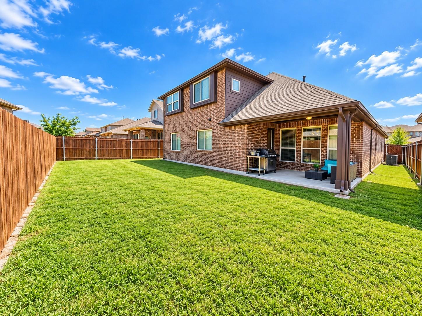 main property photo 23