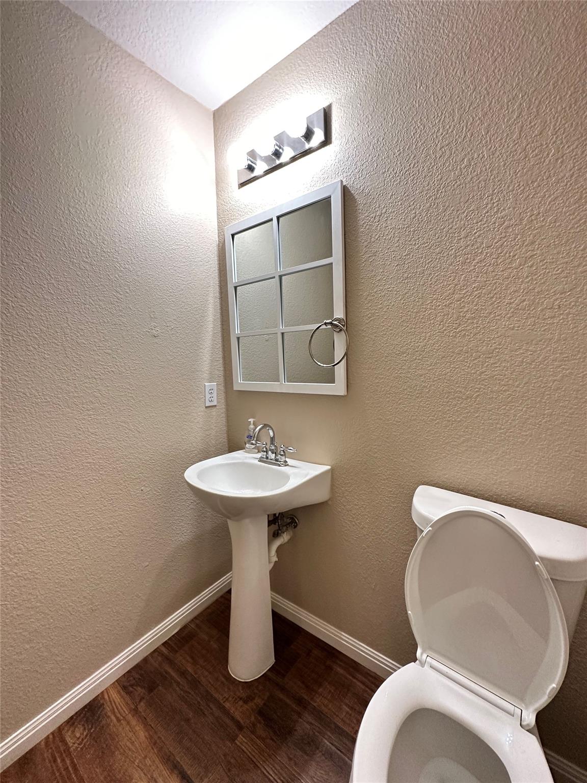 main property photo 12