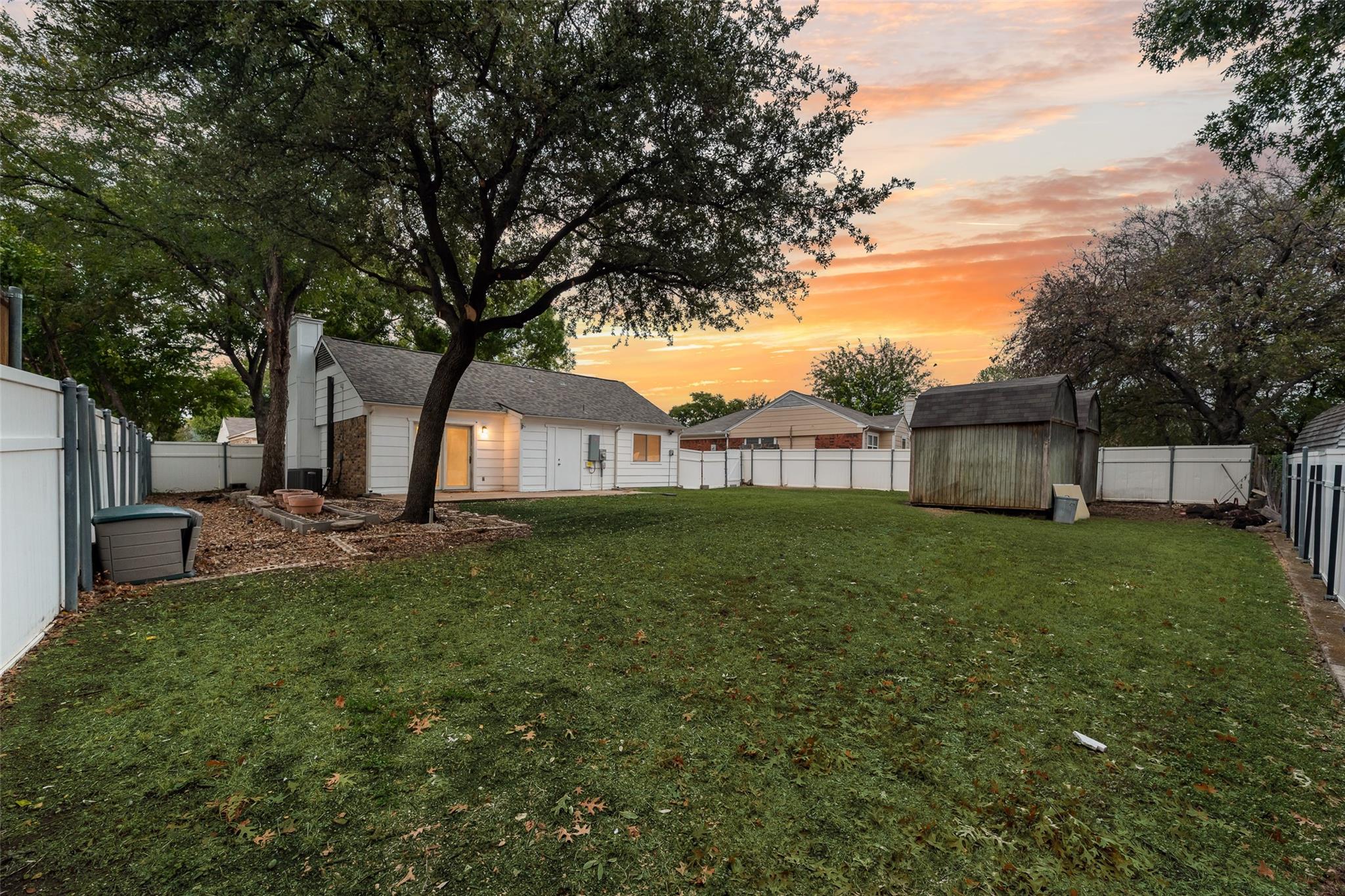 main property photo 21