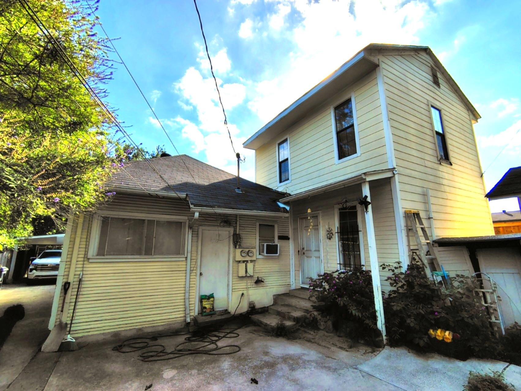 main property photo 23