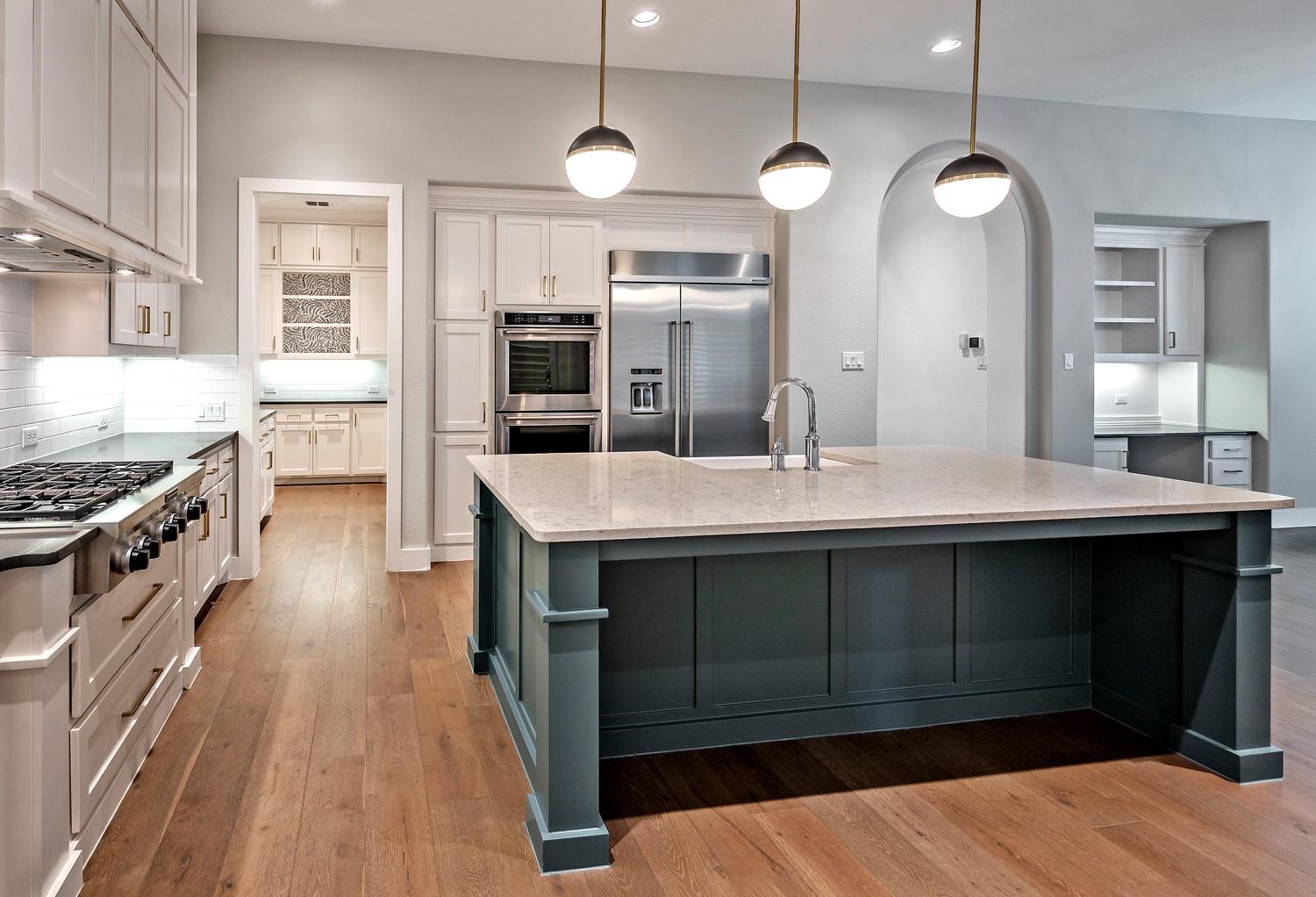 main property photo 15