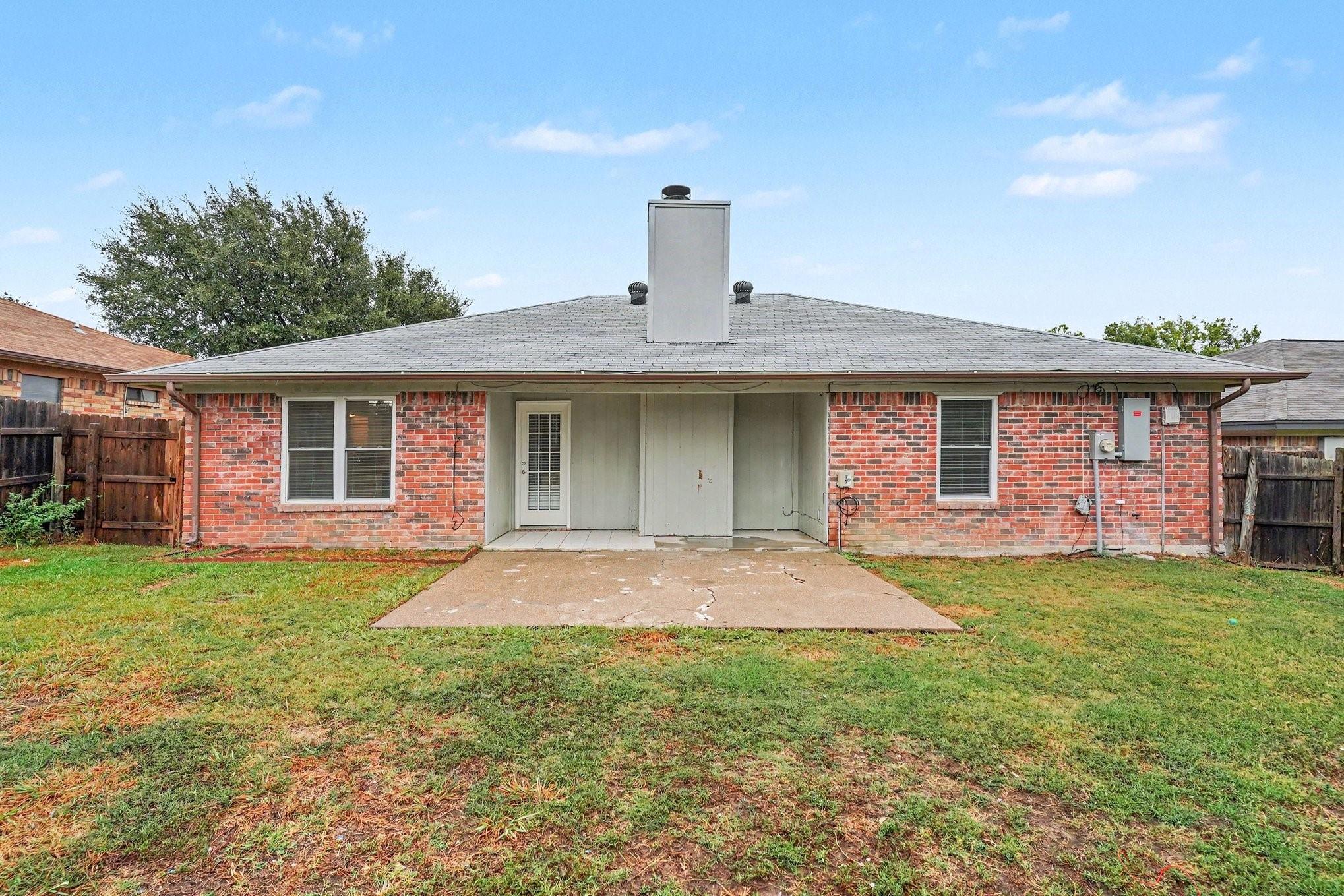 main property photo 14