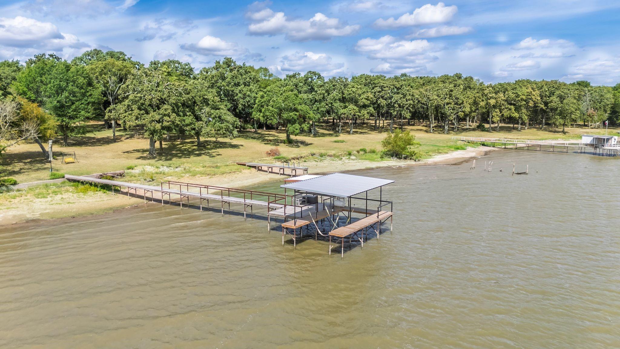 main property photo 29