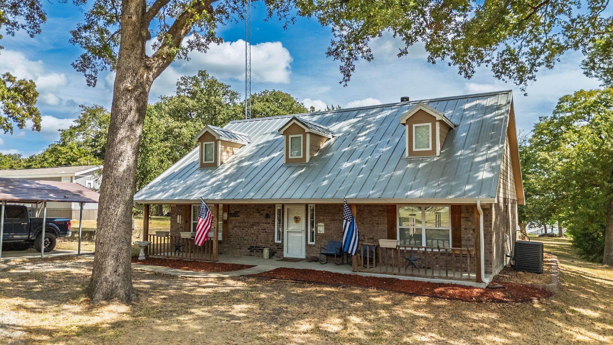 main property photo 3