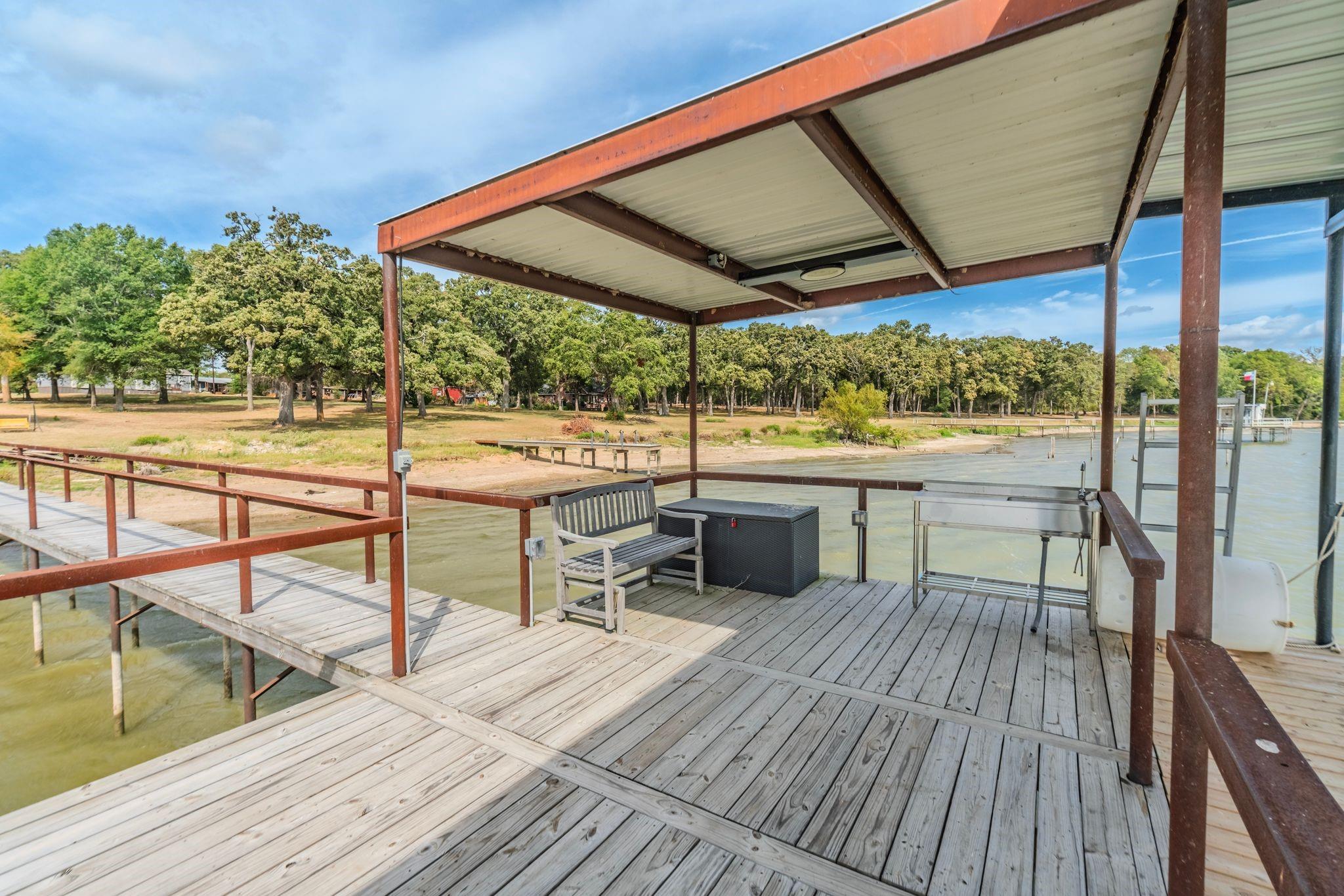 main property photo 31