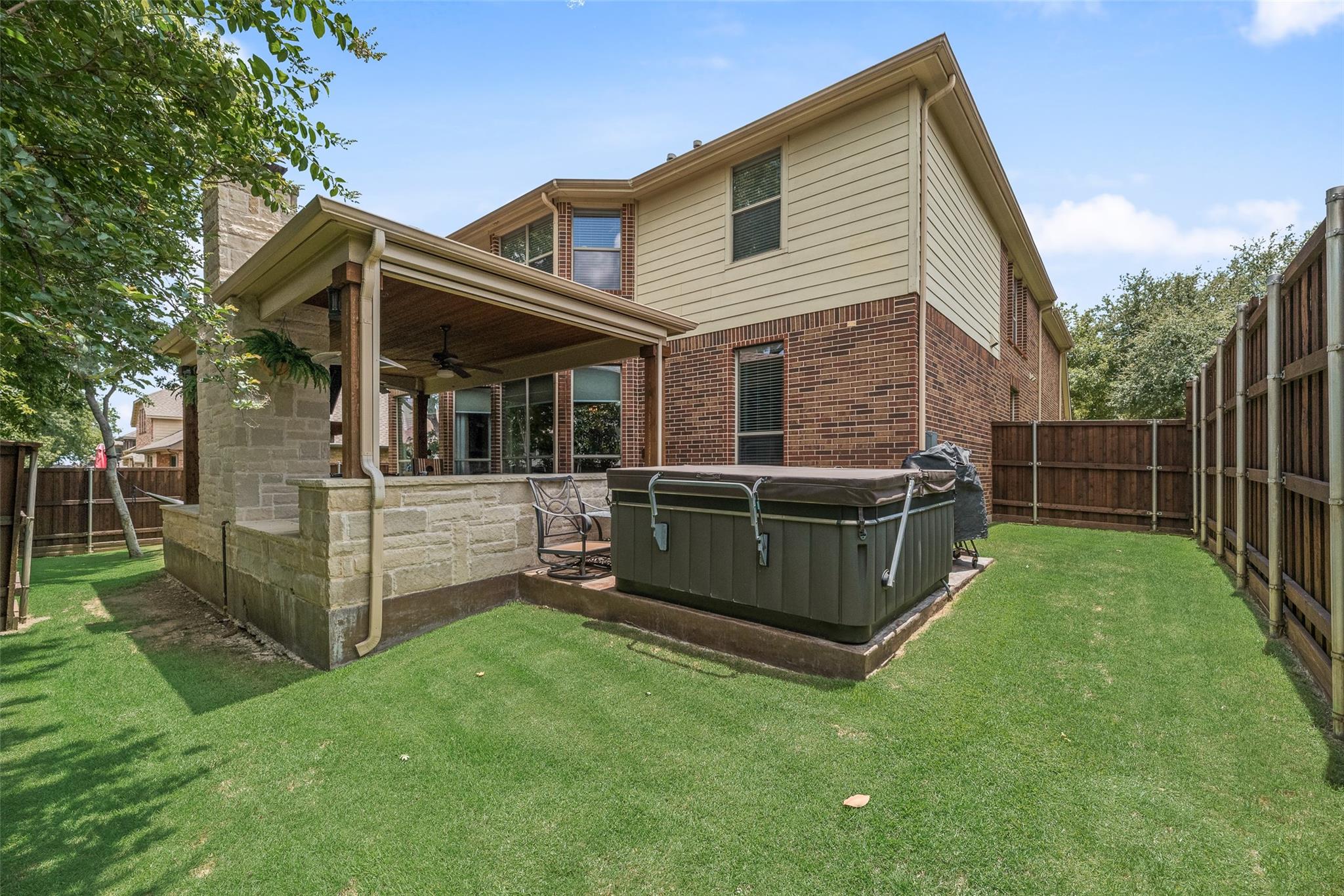 main property photo 32