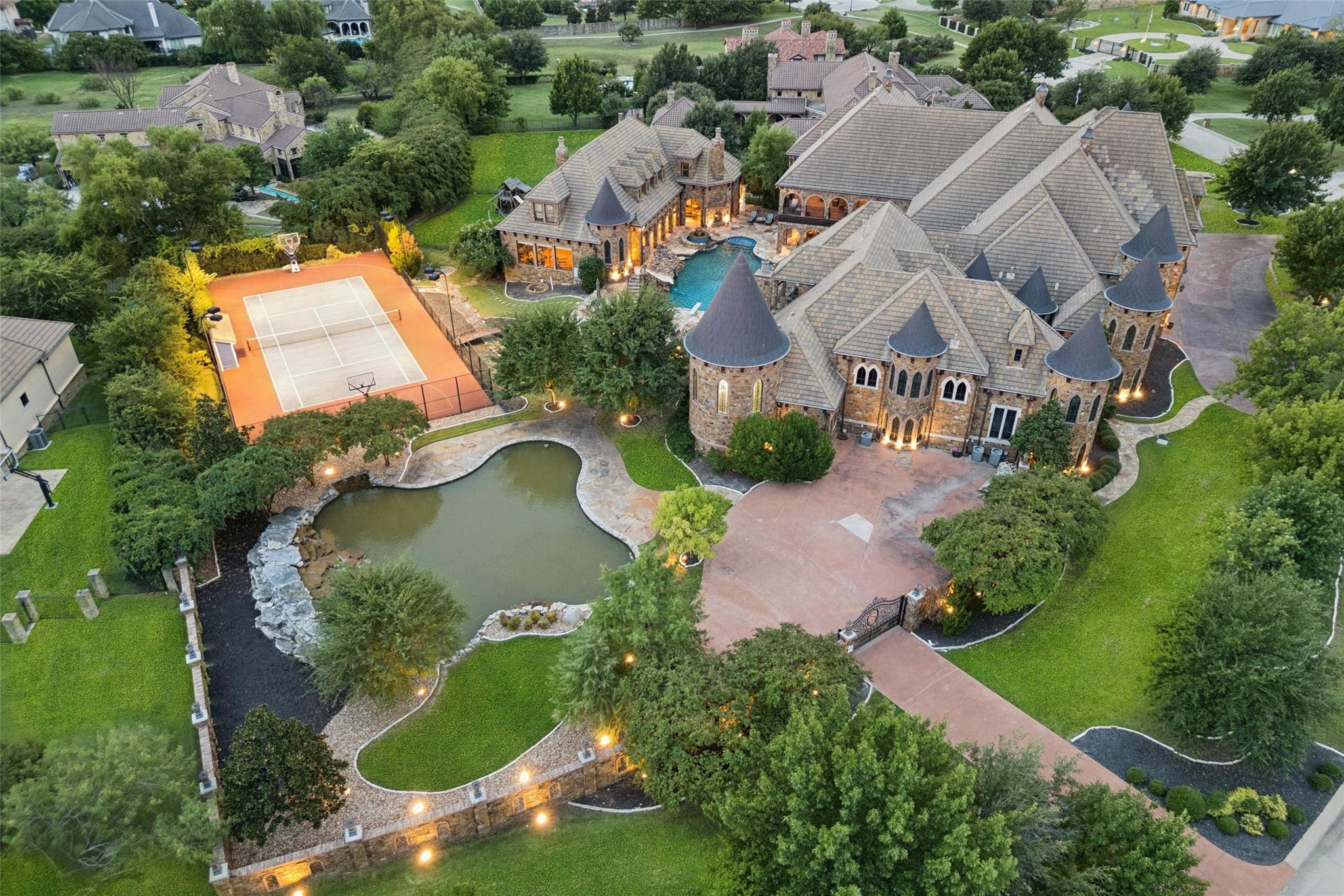 main property photo 2