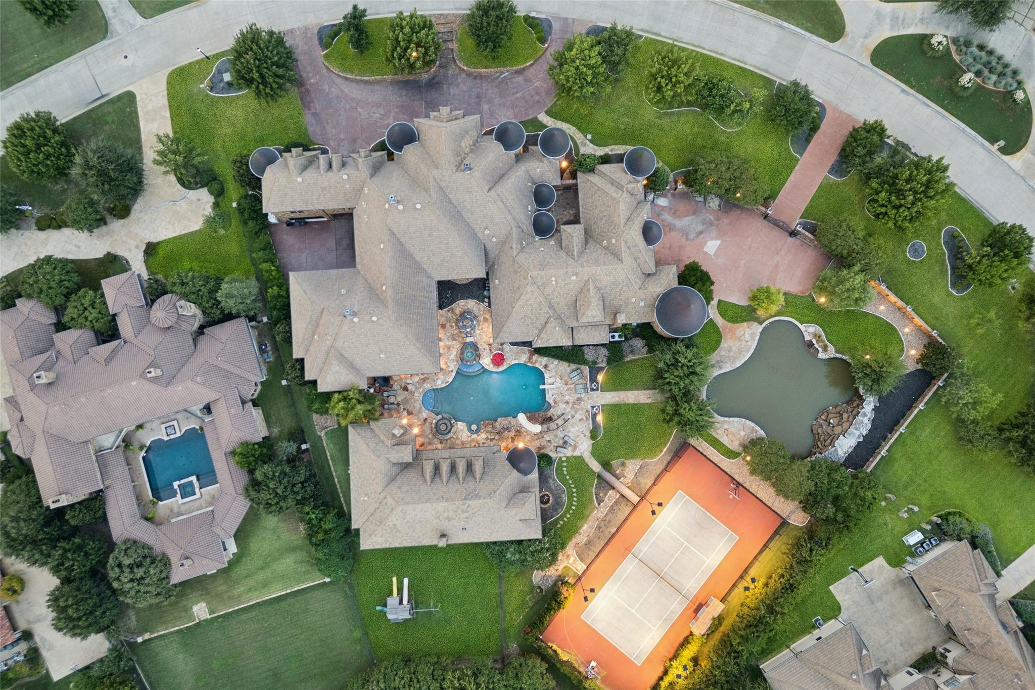 main property photo 39