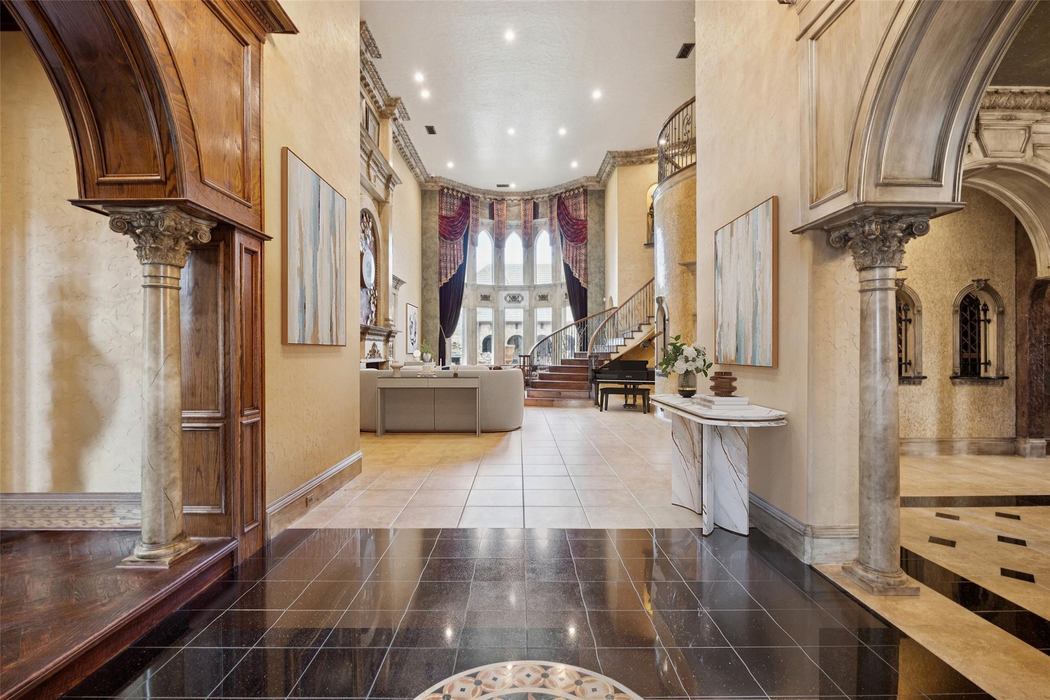 main property photo 5
