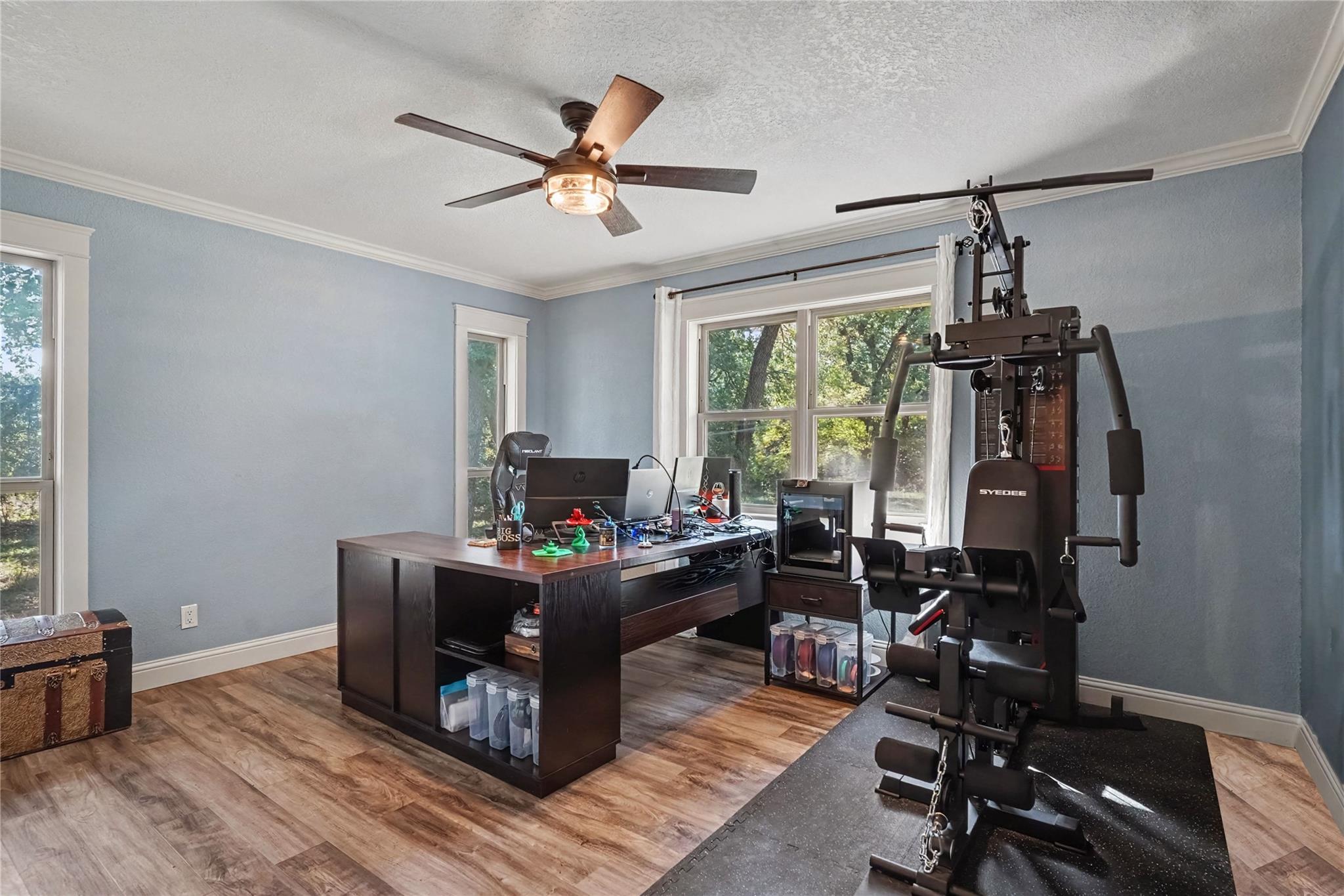 main property photo 18