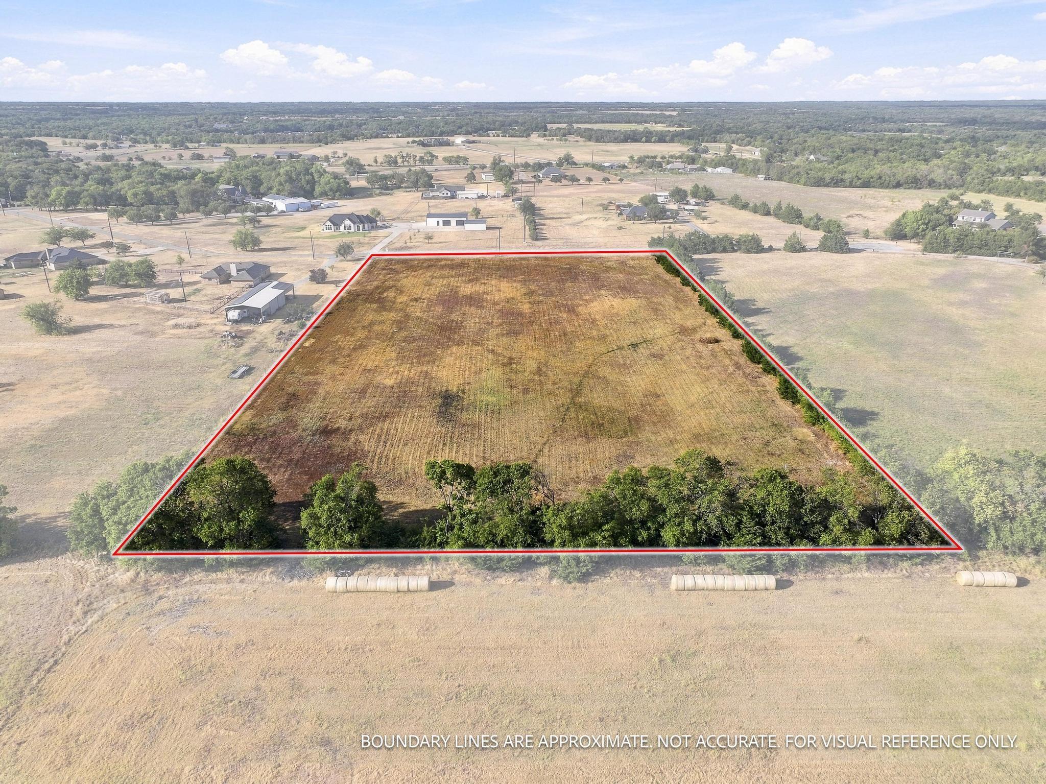 main property photo 17