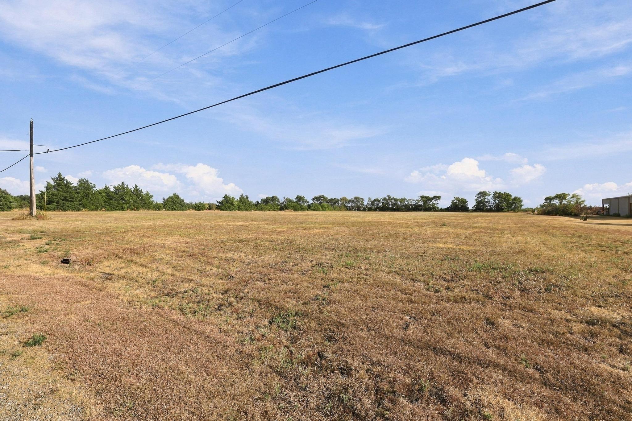 main property photo 25