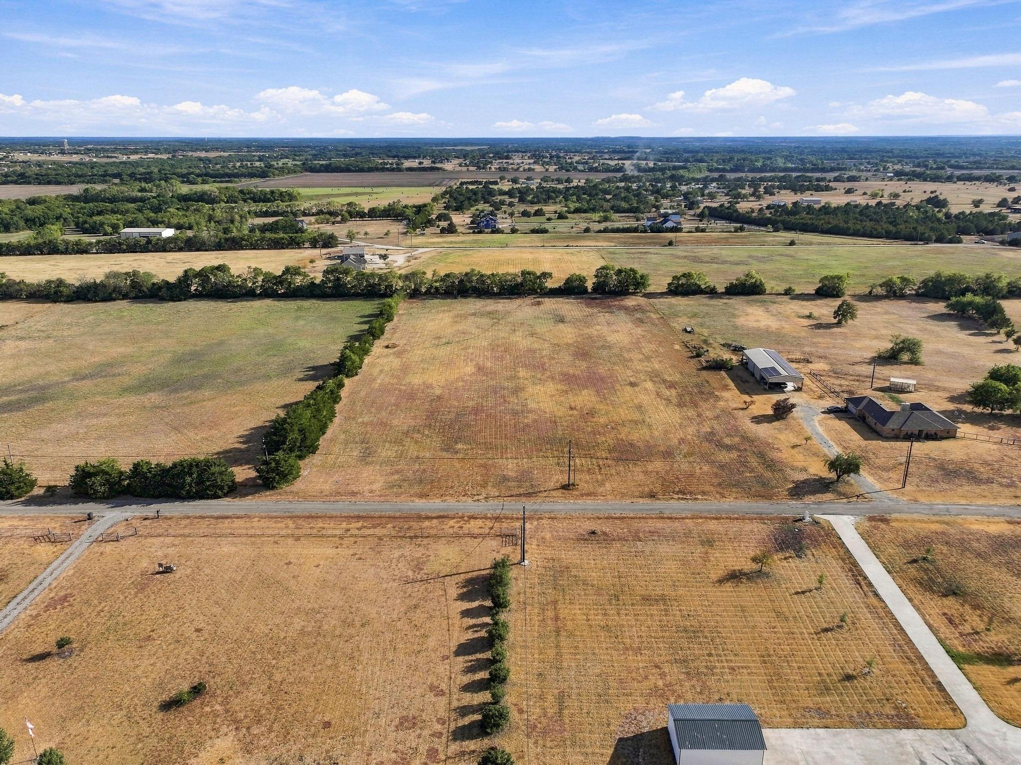 main property photo 8