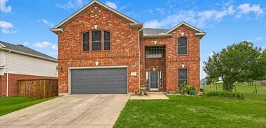 image of property with 4 Bed | 2 Bath | 2,482 Sqft