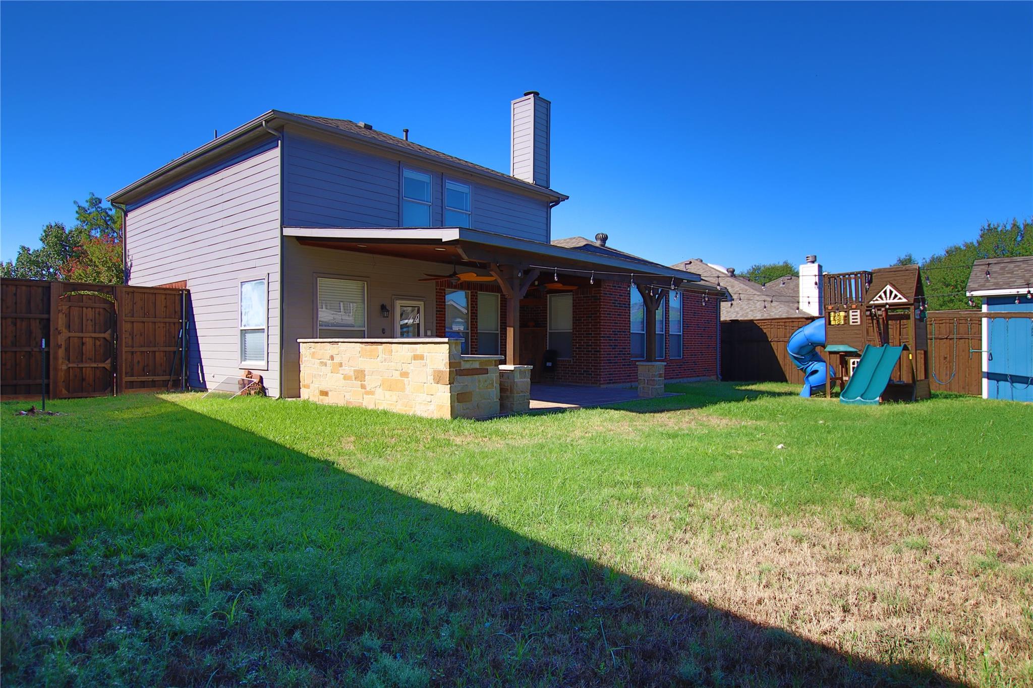 main property photo 22