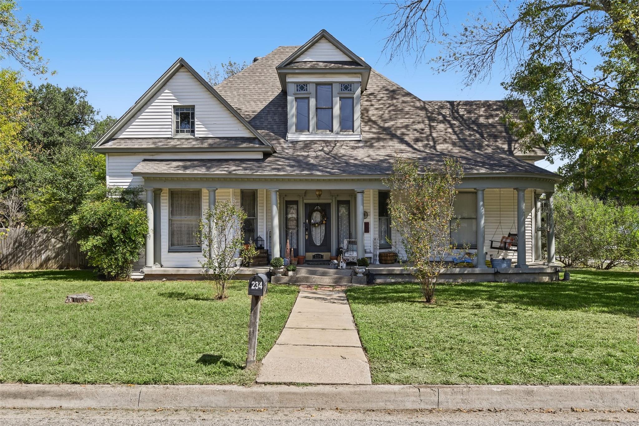 main property photo 0