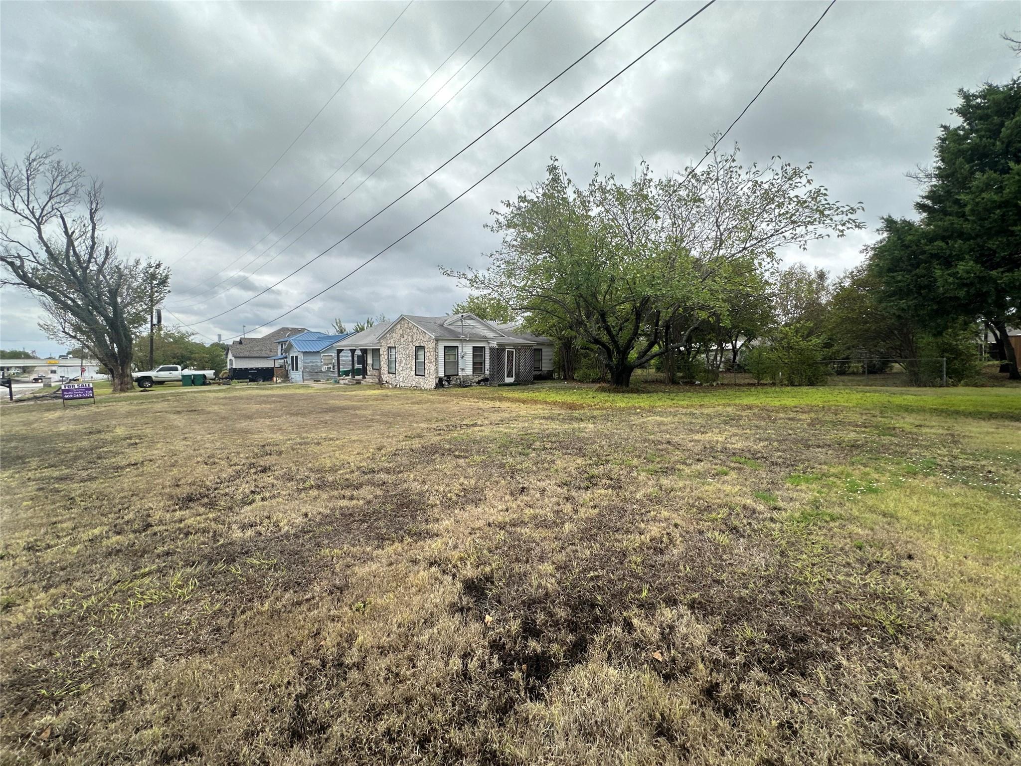 main property photo 14