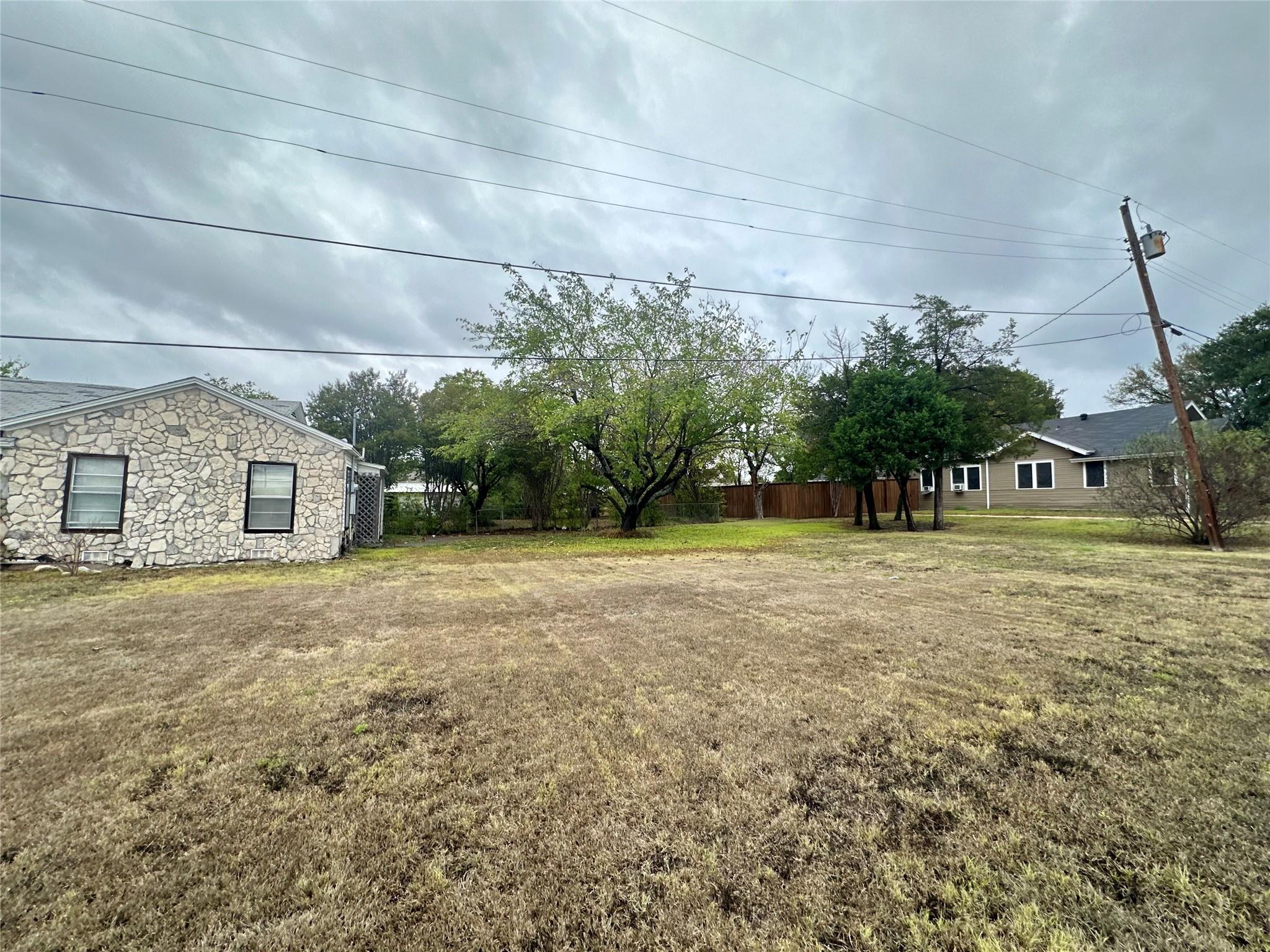 main property photo 15