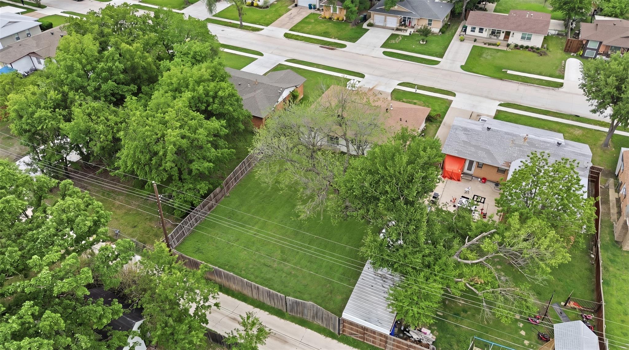 main property photo 30